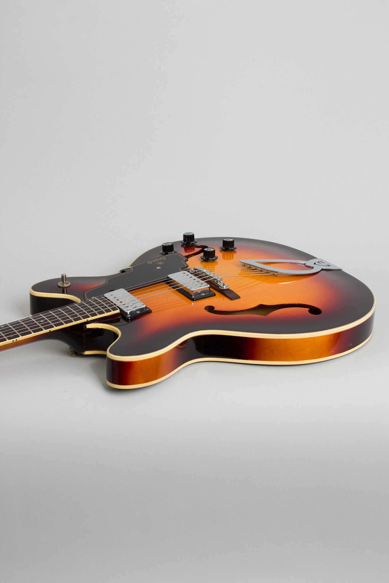 Guild Starfire IV Semi-Hollow Body Electric Guitar (1966)