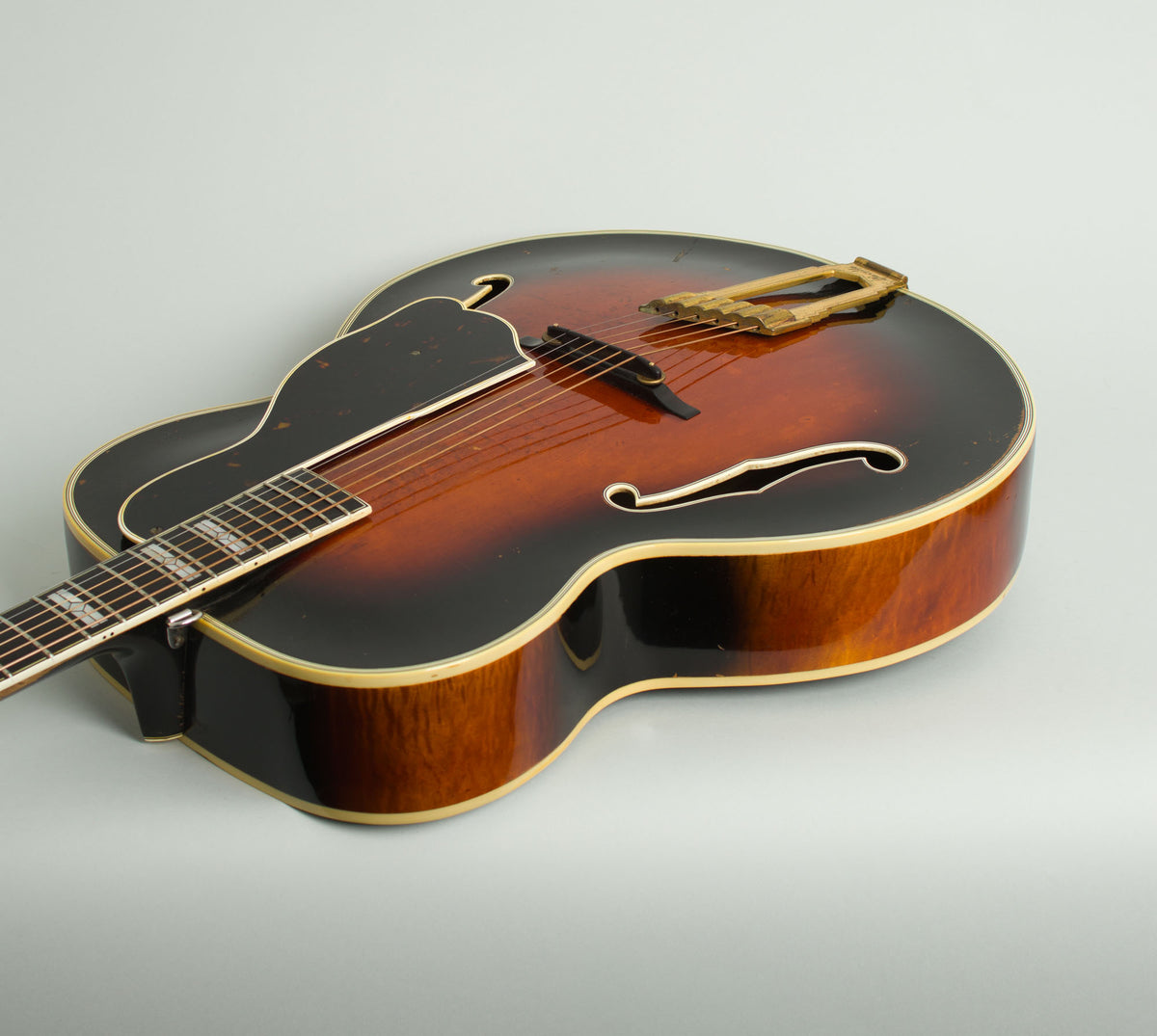 Favilla Deluxe Arch Top Acoustic Guitar (1939)
