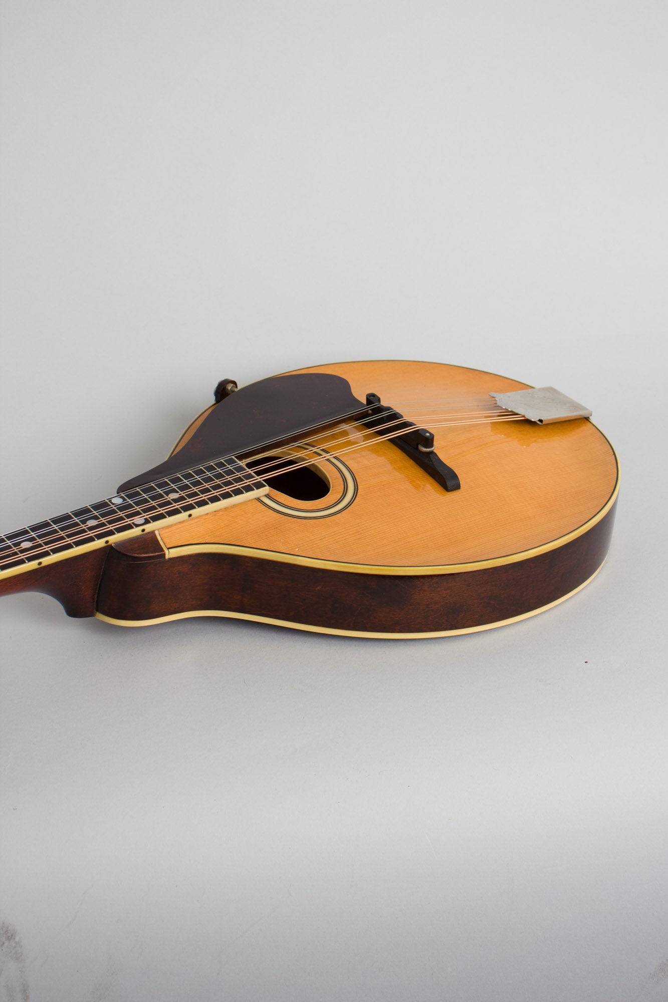 Gibson A-2Z Snakehead Carved Top Mandolin (1923)