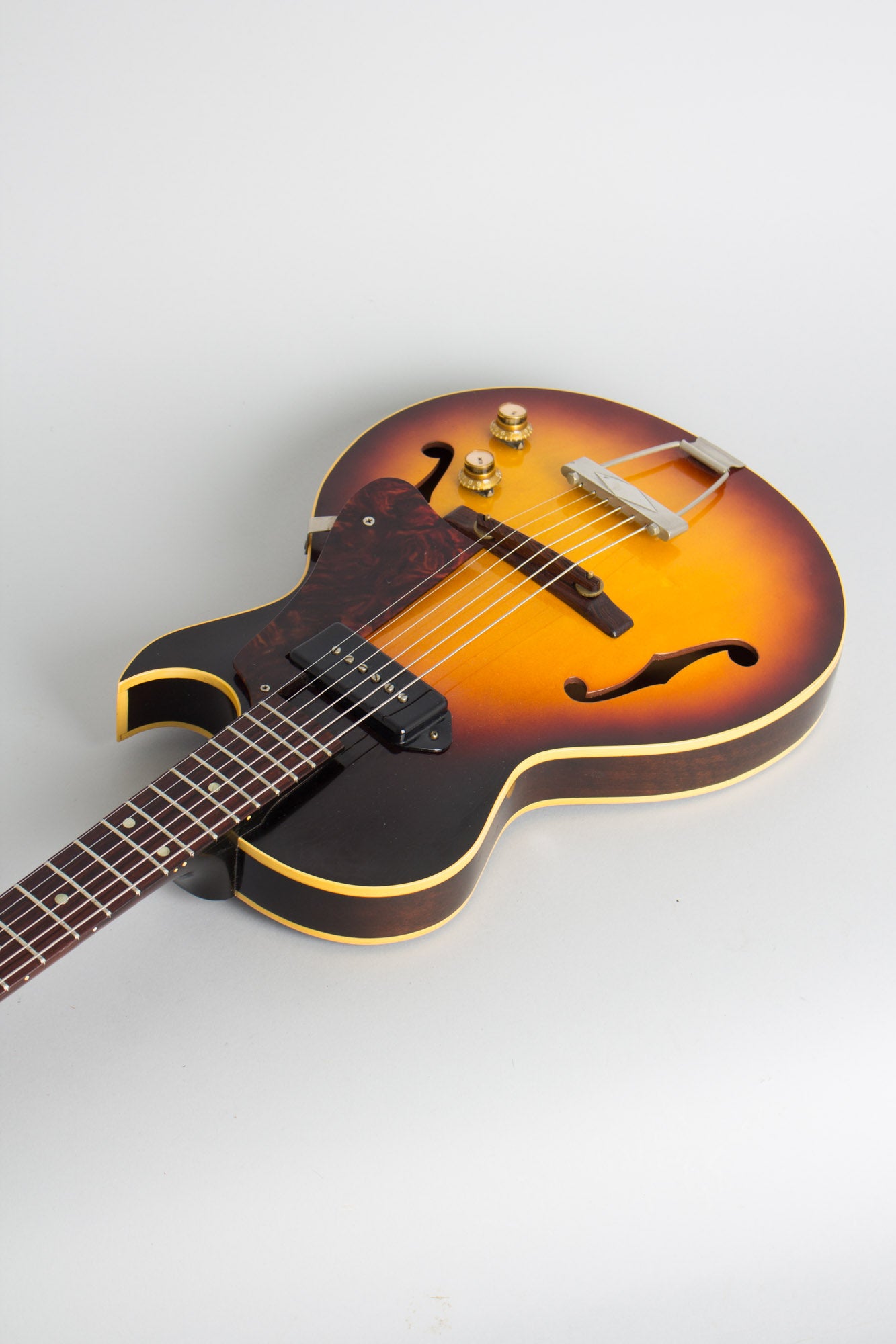 Gibson ES-140T Thinline Hollow Body Electric Guitar (1962)