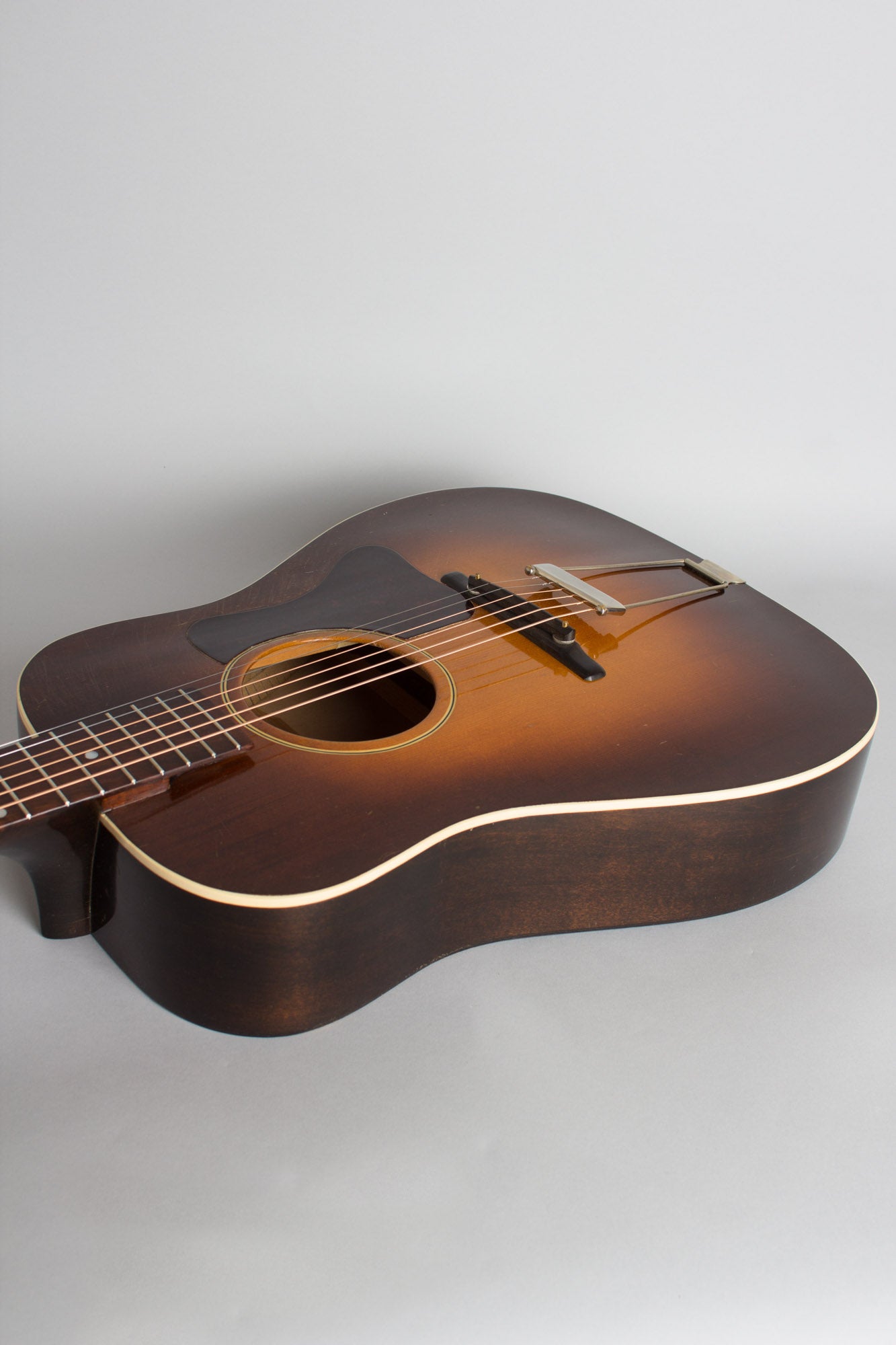 Gibson L-50 Arch Top Acoustic Guitar (1933)