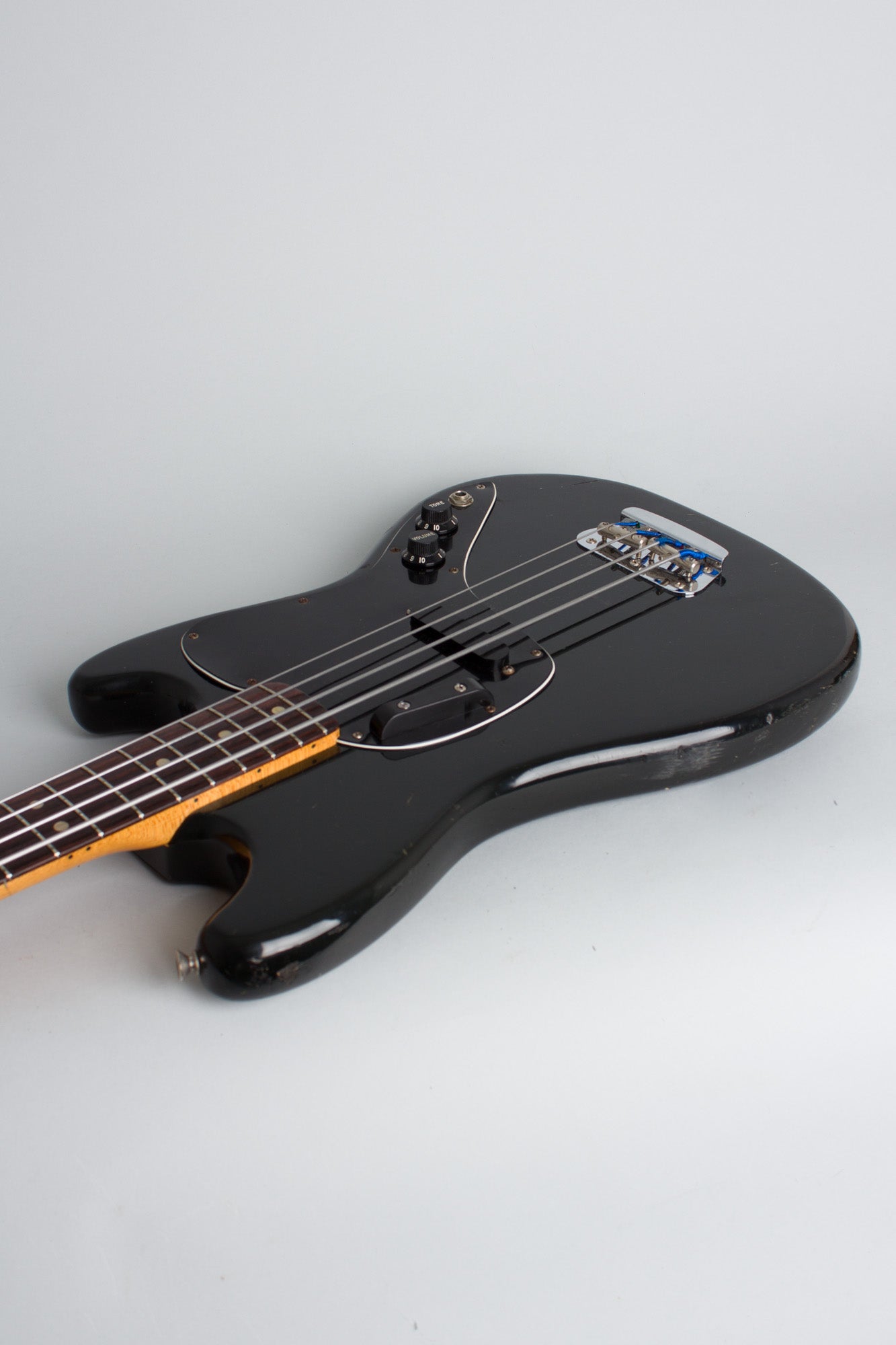 Fender Musicmaster Bass Solid Body Electric Bass Guitar (1977)