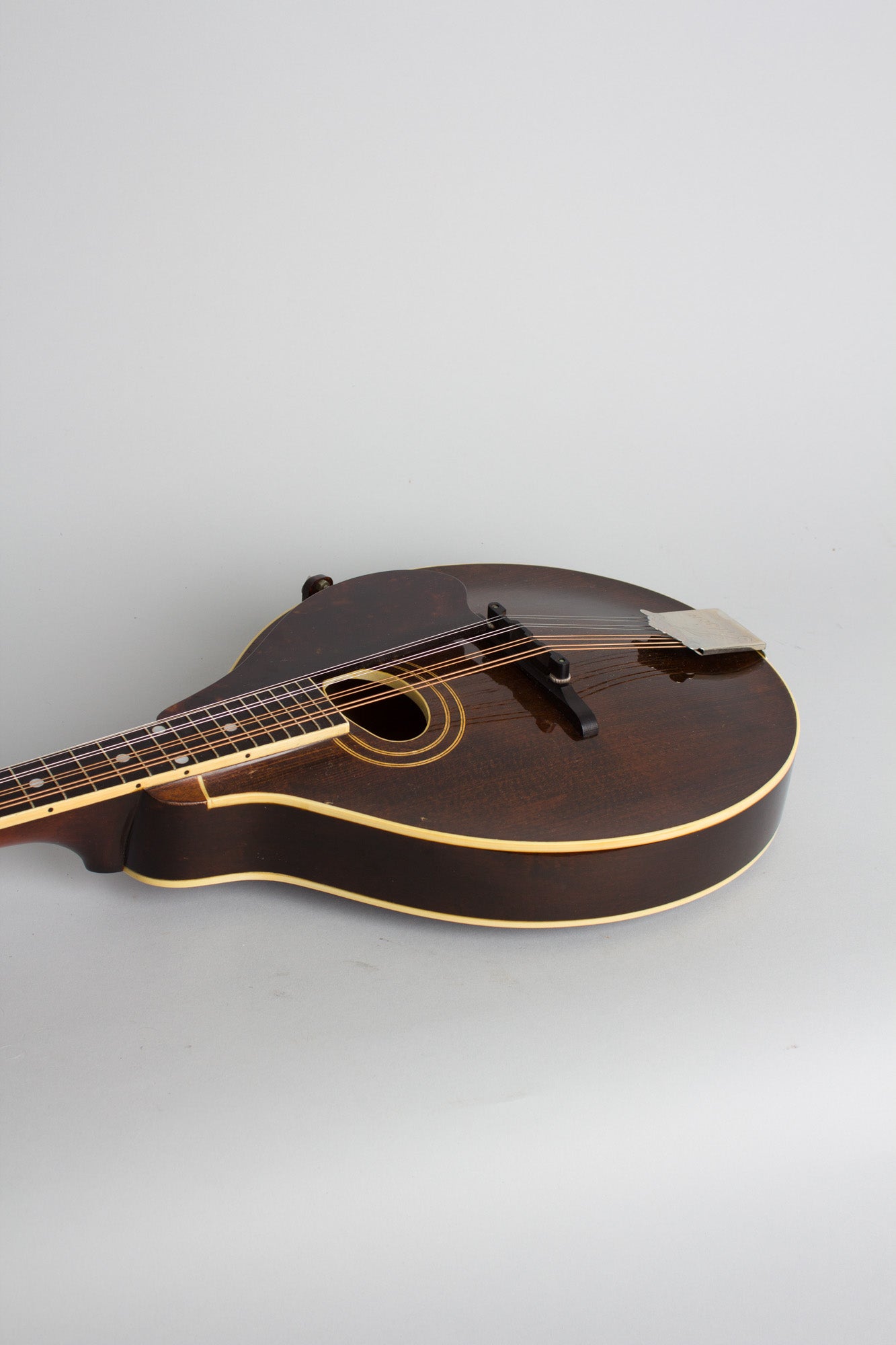 Gibson A-2 Snakehead Carved Top Mandolin (1923)