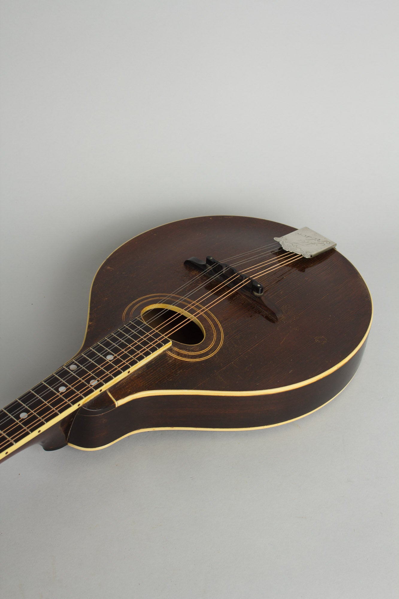 Gibson A-2 Carved Top Mandolin (1921)