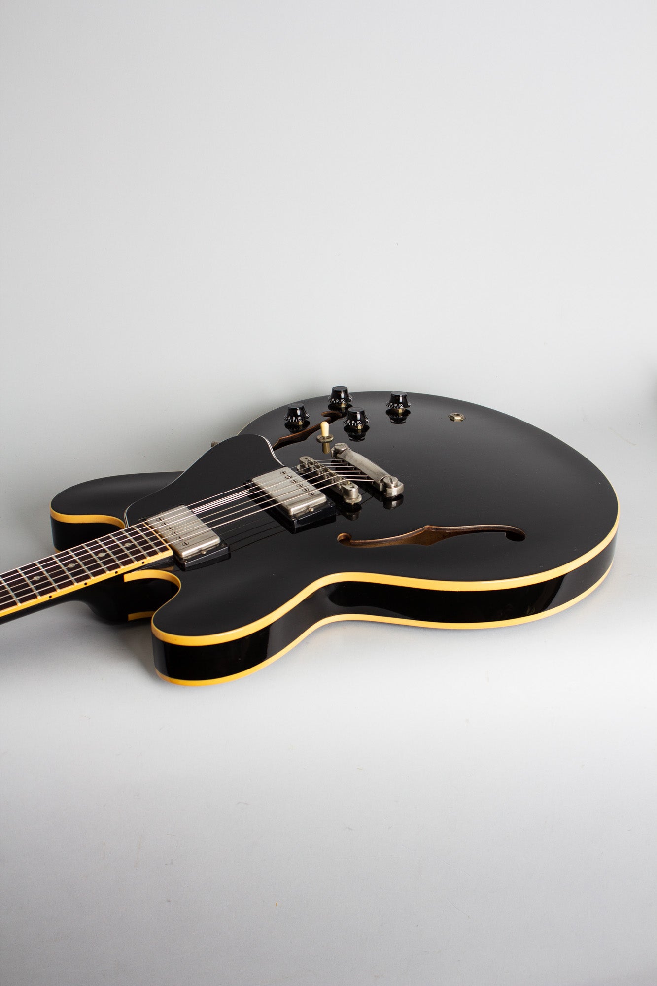 Gibson ES-335 DOT Semi-Hollow Body Electric Guitar (1999)
