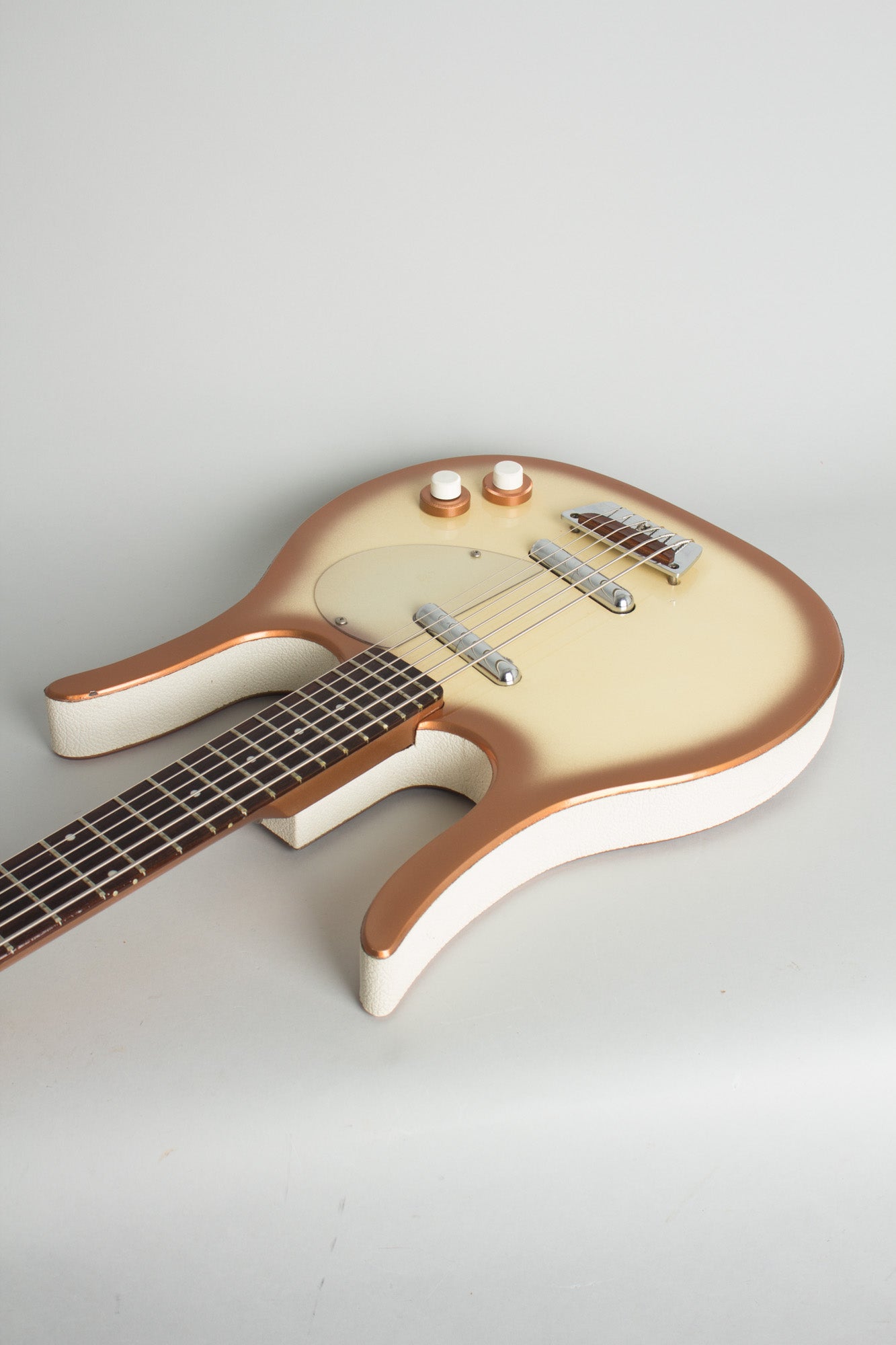 Danelectro Longhorn Model 4623 Electric 6-String Bass Guitar (1967)