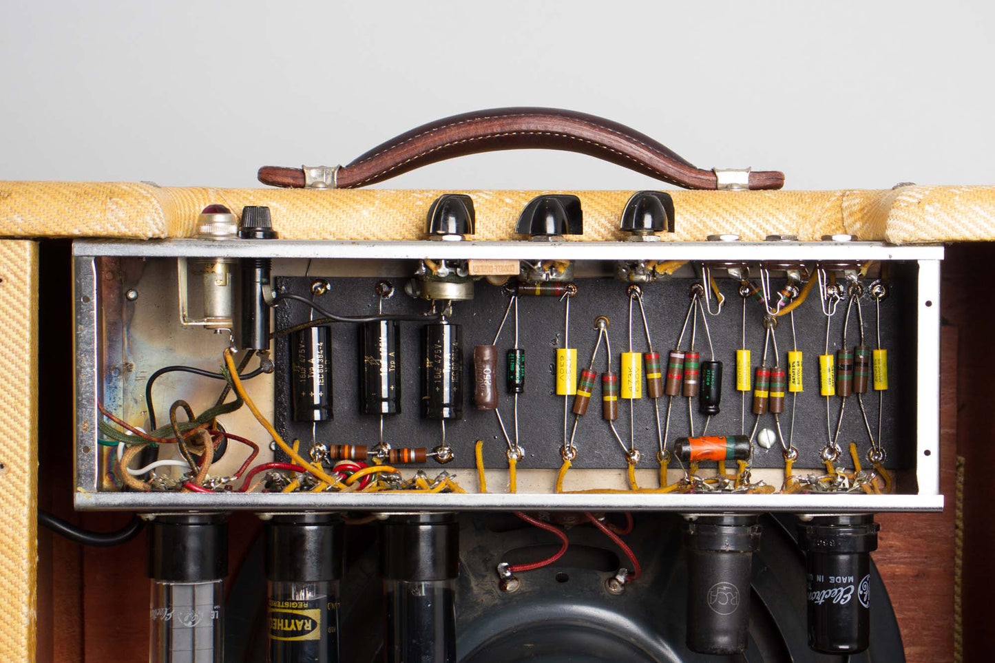 Fender Deluxe Model 5A3 Tube Amplifier (1951)