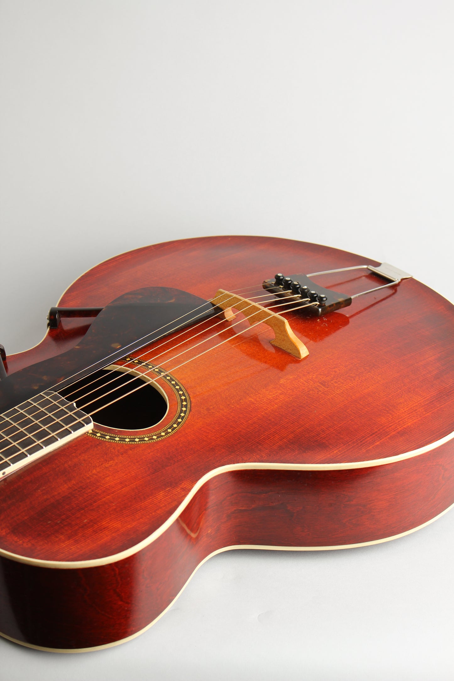 Gibson L-4 Arch Top Acoustic Guitar (1915)