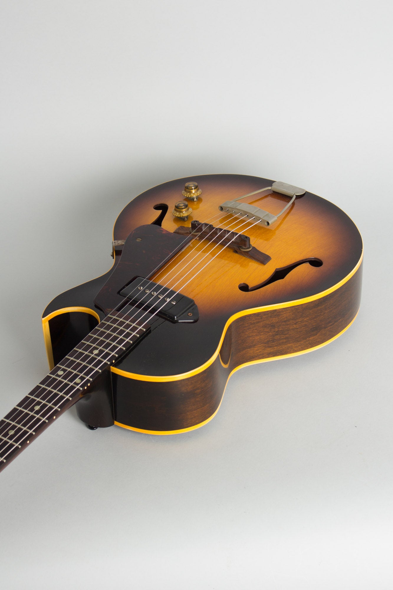 Gibson ES-140 3/4 Arch Top Hollow Body Electric Guitar (1956)