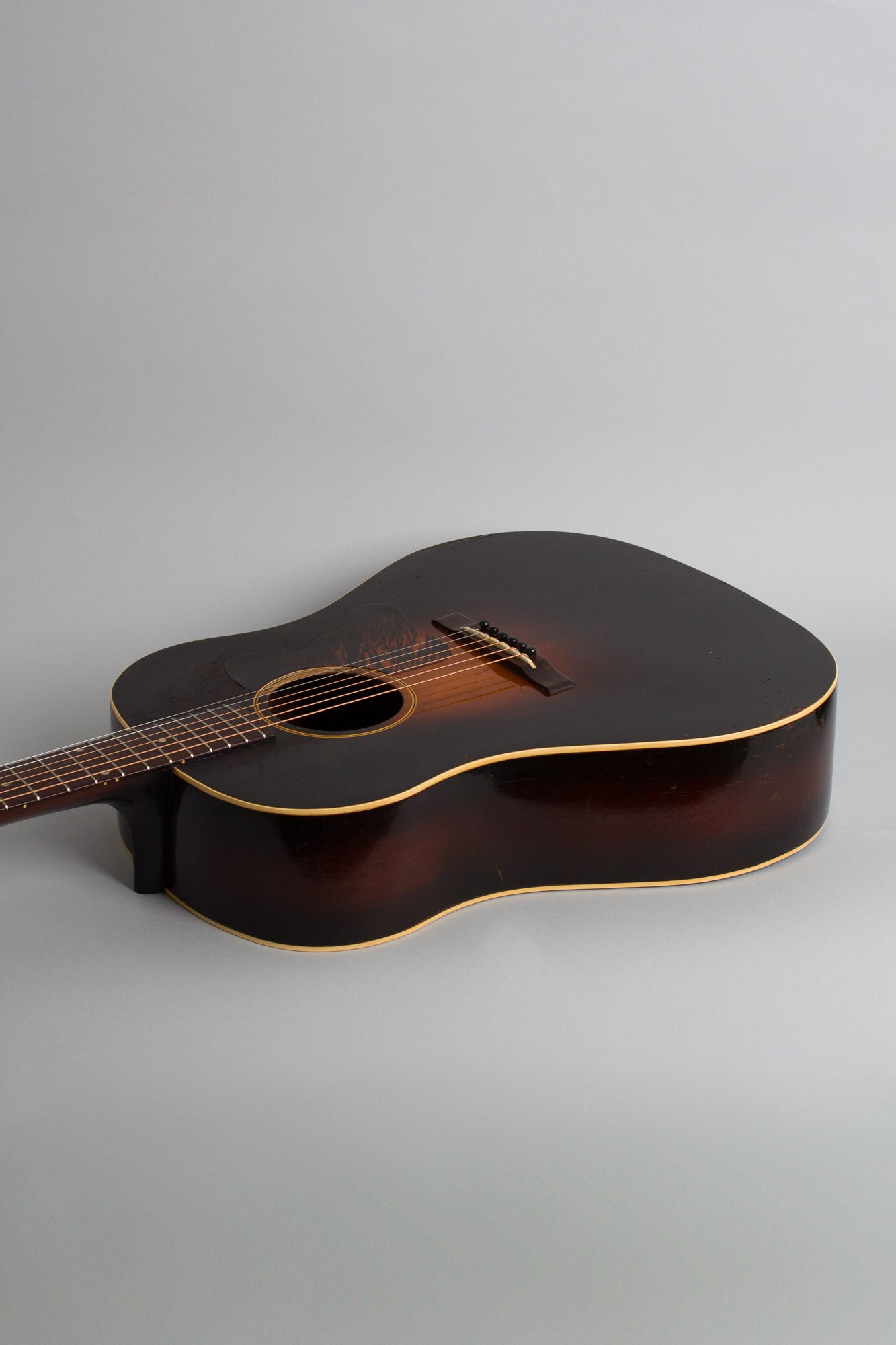 Gibson Jumbo Flat Top Acoustic Guitar (1934)