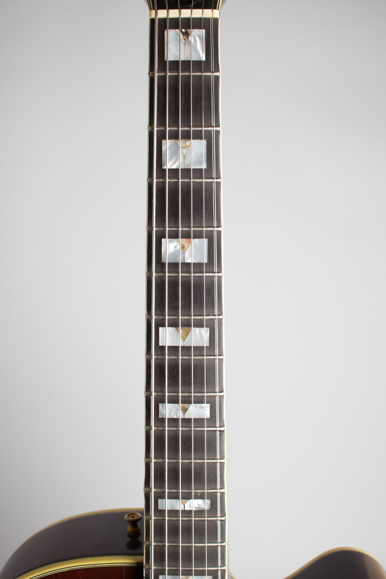 Guild X-500 Special Arch Top Hollow Body Electric Guitar (1965)