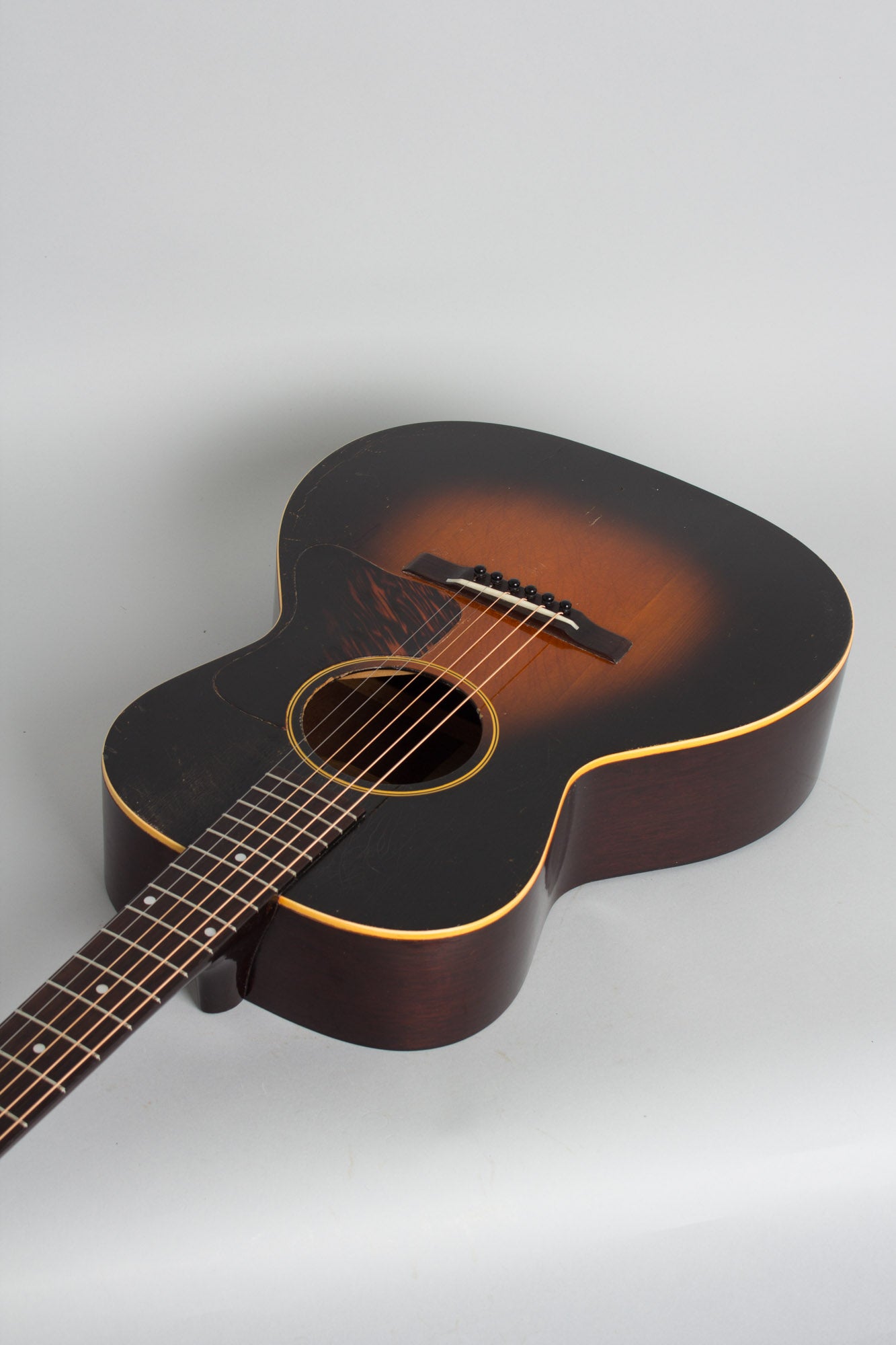 Gibson L-00 Flat Top Acoustic Guitar (1935)
