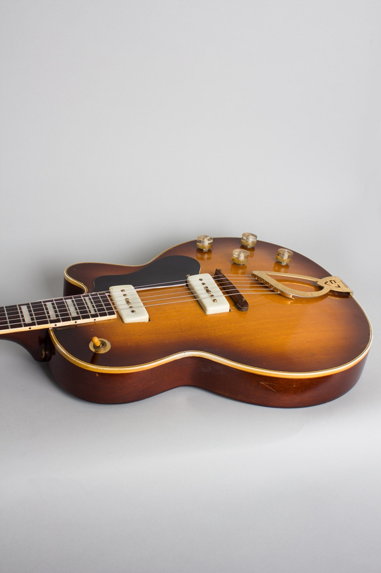 Guild Aristocrat M-75 Thinline Hollow Body Electric Guitar (1957)