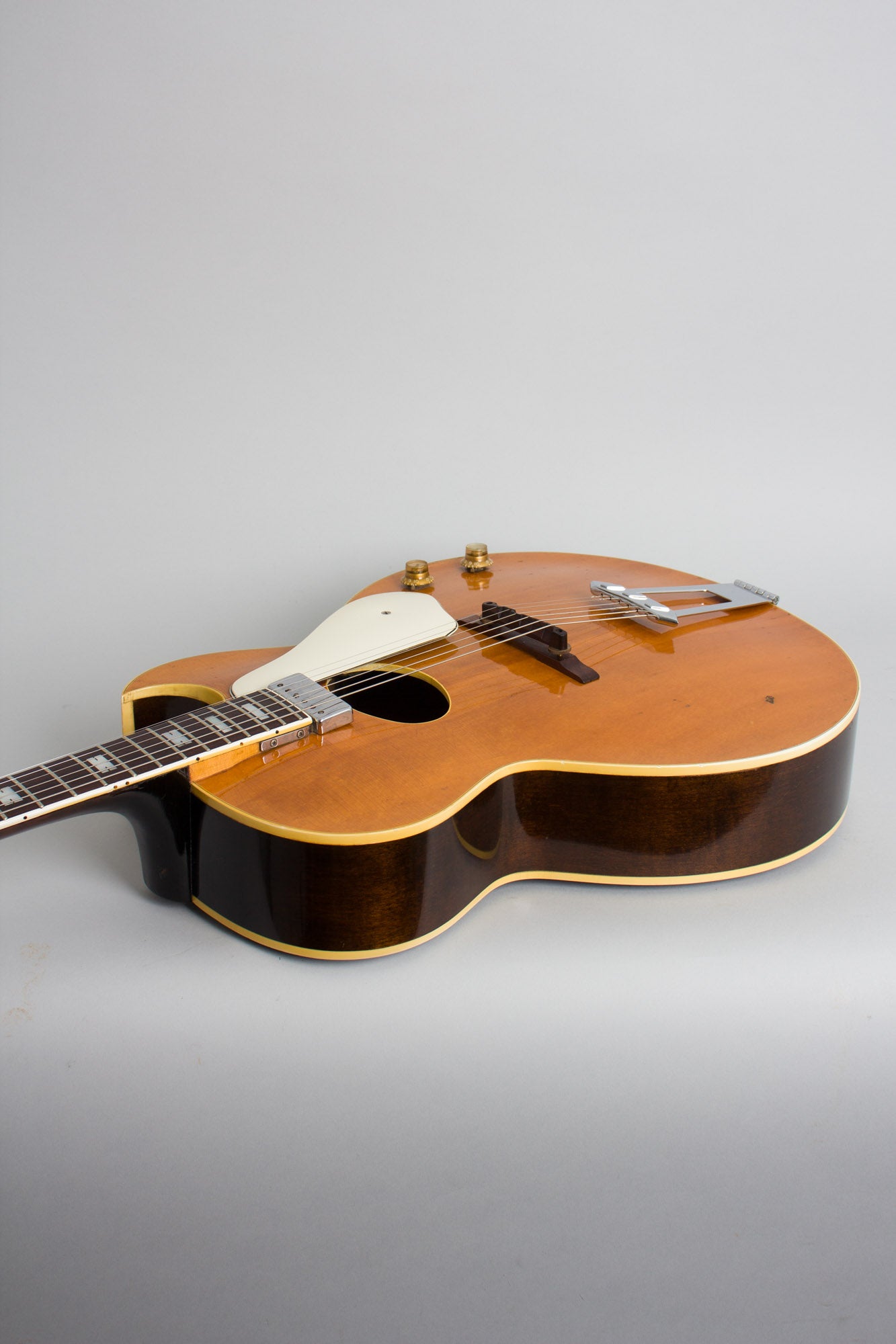 Epiphone Howard Roberts Arch Top Acoustic/Electric Guitar (1966)