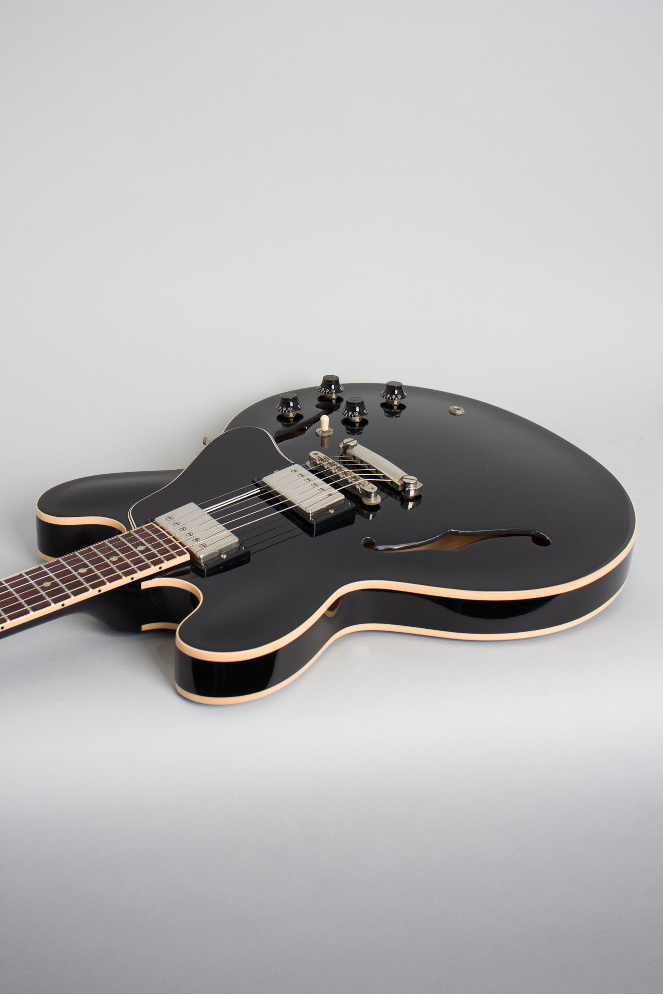Gibson ES-335 DOT Semi-Hollow Body Electric Guitar (2005)