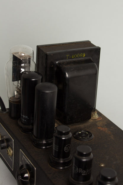 Gibson EH-150 Tube Amplifier (1938)