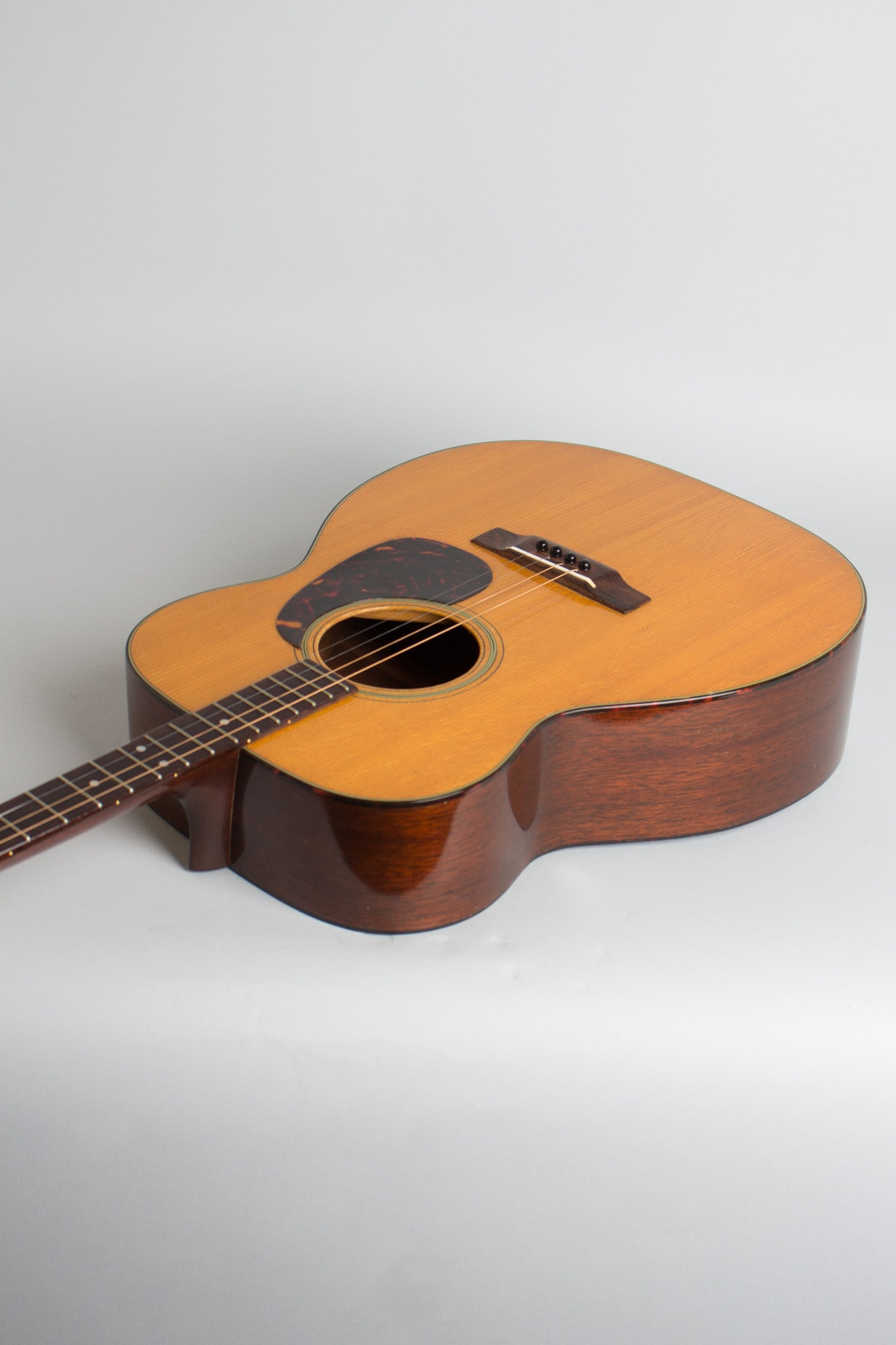 C. F. Martin 0-18T Flat Top Tenor Guitar (1962)