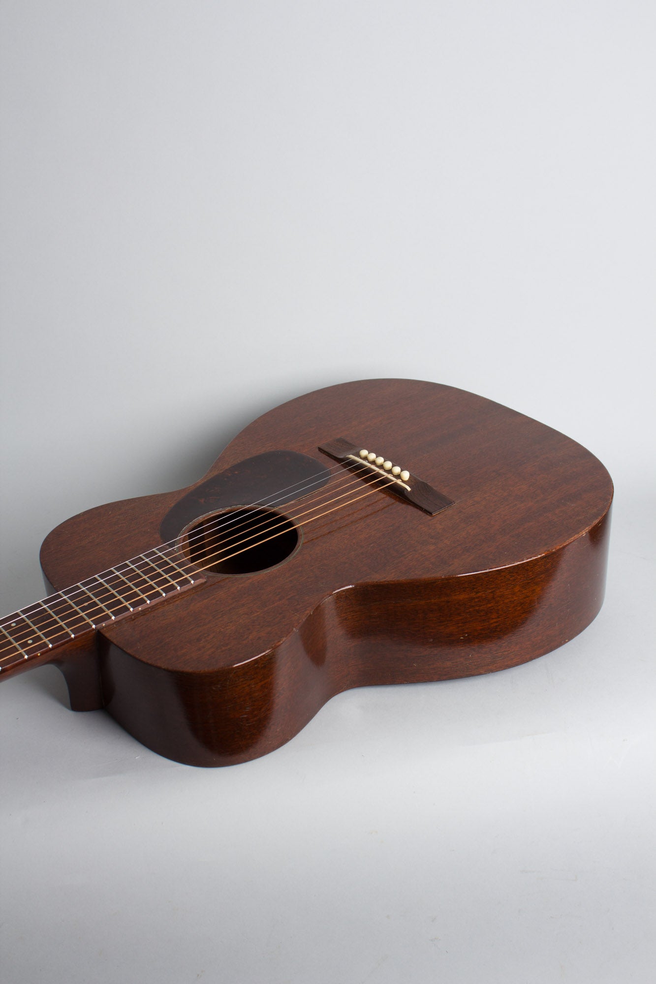 C. F. Martin 0-17 Flat Top Acoustic Guitar (1946)