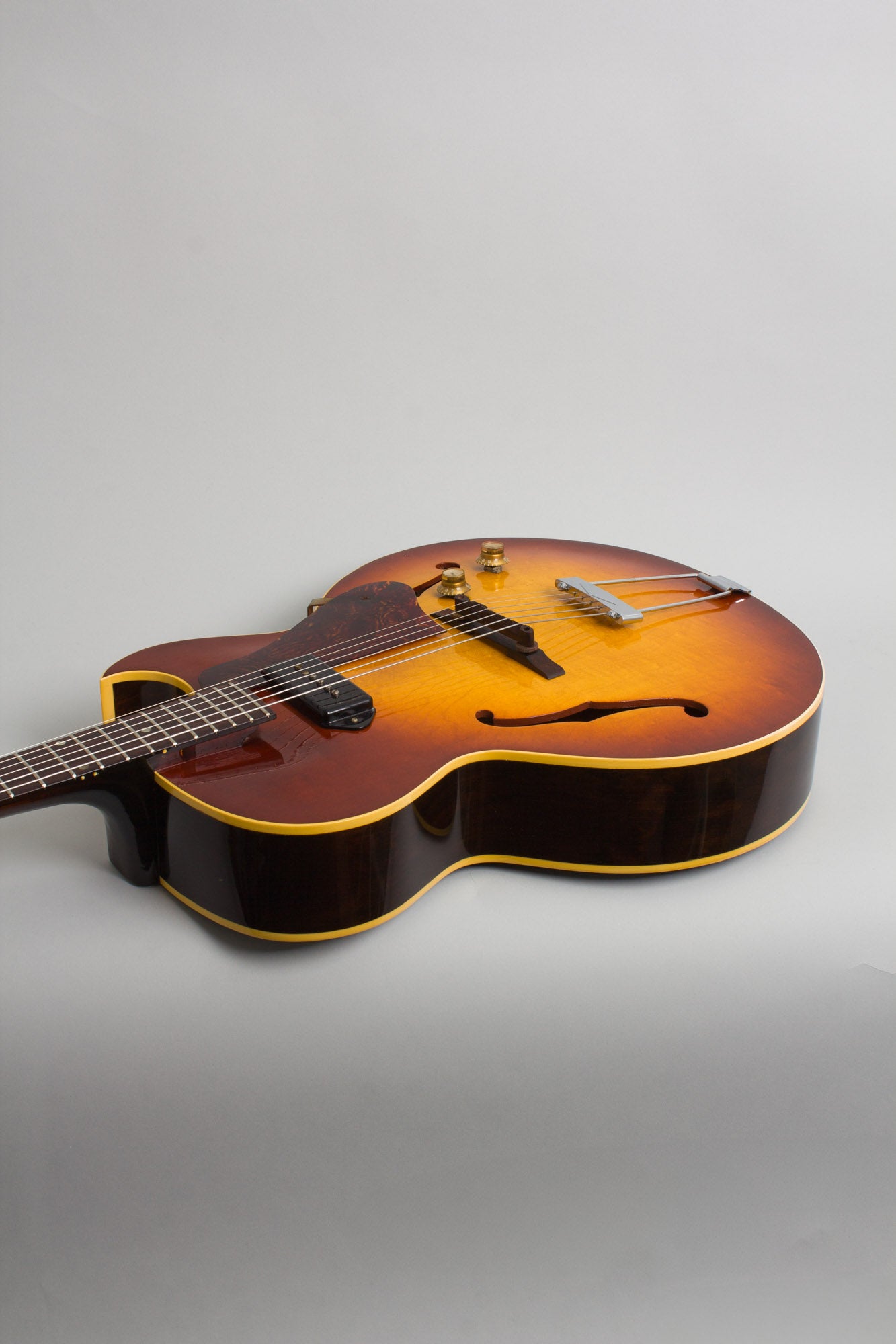 Gibson ES-125C Arch Top Hollow Body Electric Guitar (1965)