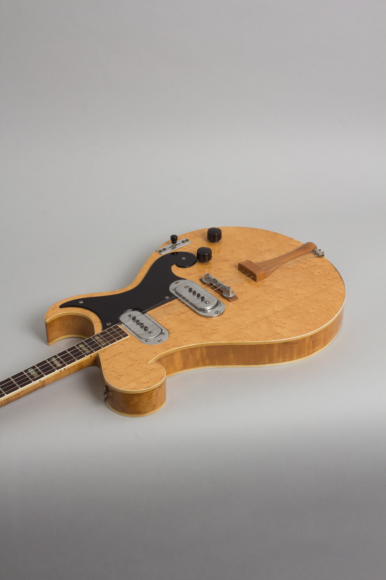 Bigsby Electric Tenor Guitar Owned and played by Smokey Stoltenberg electric Guitar (1949)