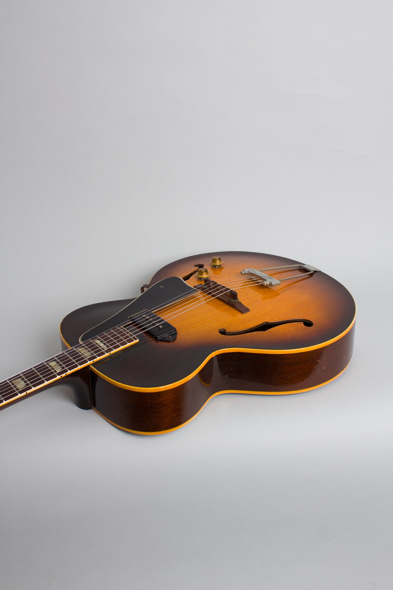 Gibson ES-135 Arch Top Hollow Body Electric Guitar (1956)