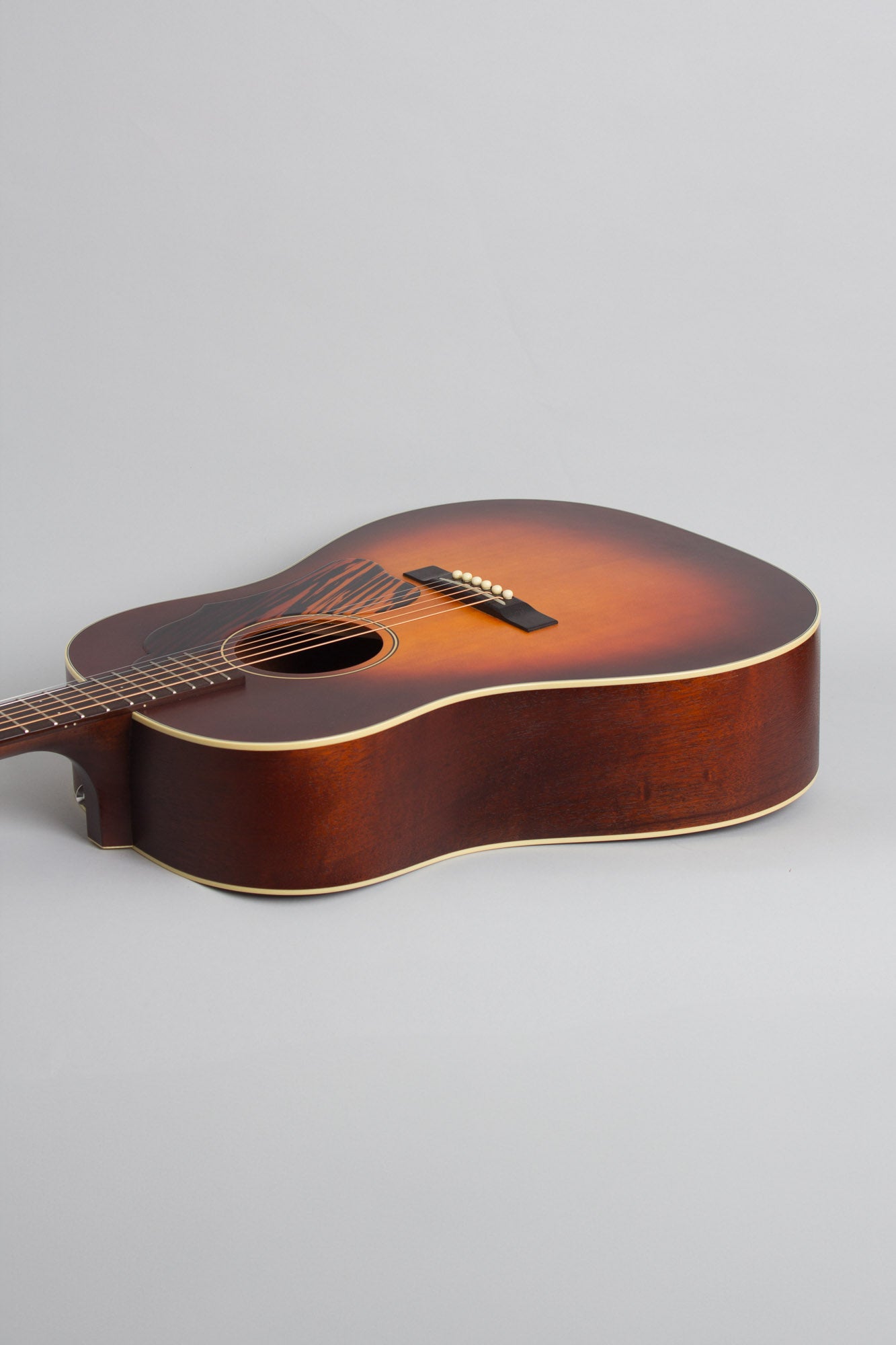 Iris DF Flat Top Acoustic Guitar