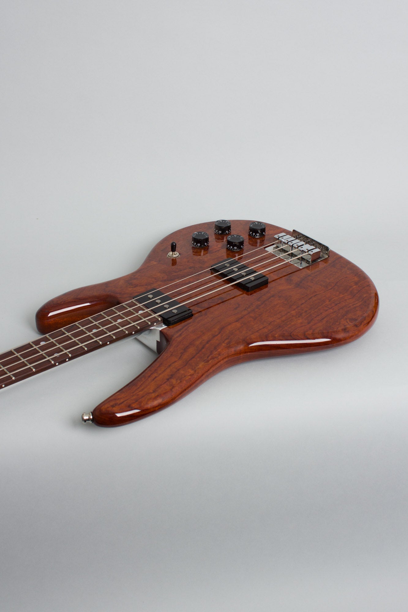 Travis Bean Designs TB2000 Bill Wyman Solid Body Electric Bass Guitar (2016)