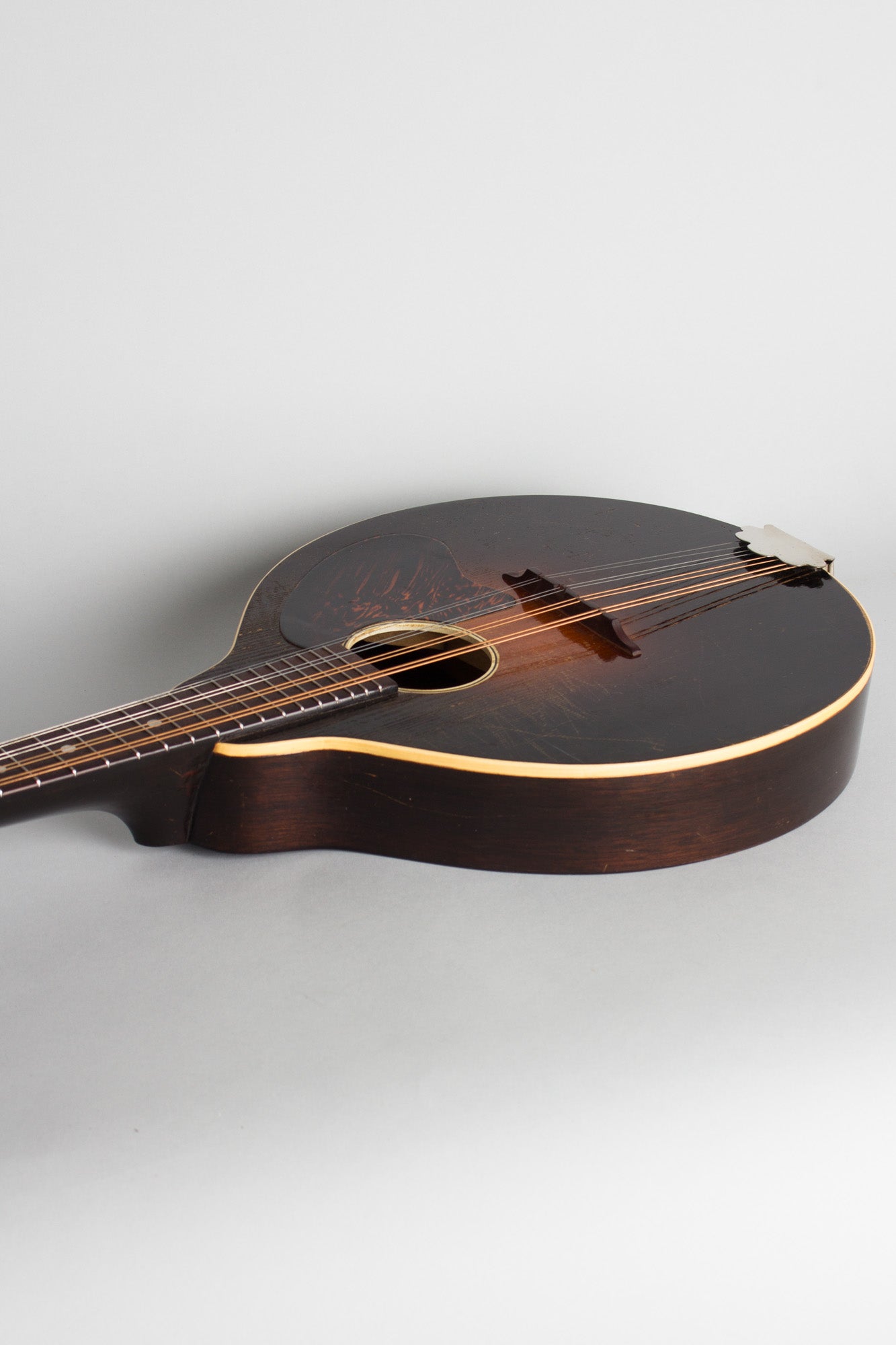 Kalamazoo KM-11 Flat Top Mandolin (1933)