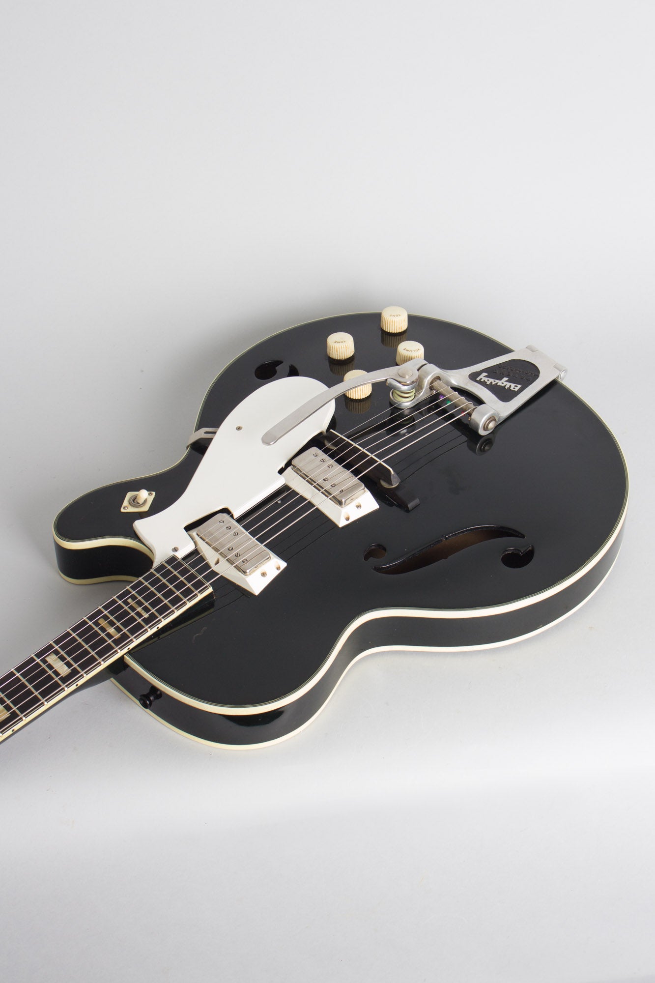 Harmony Silvertone Model 1446L Thinline Hollow Body Electric Guitar (1962)