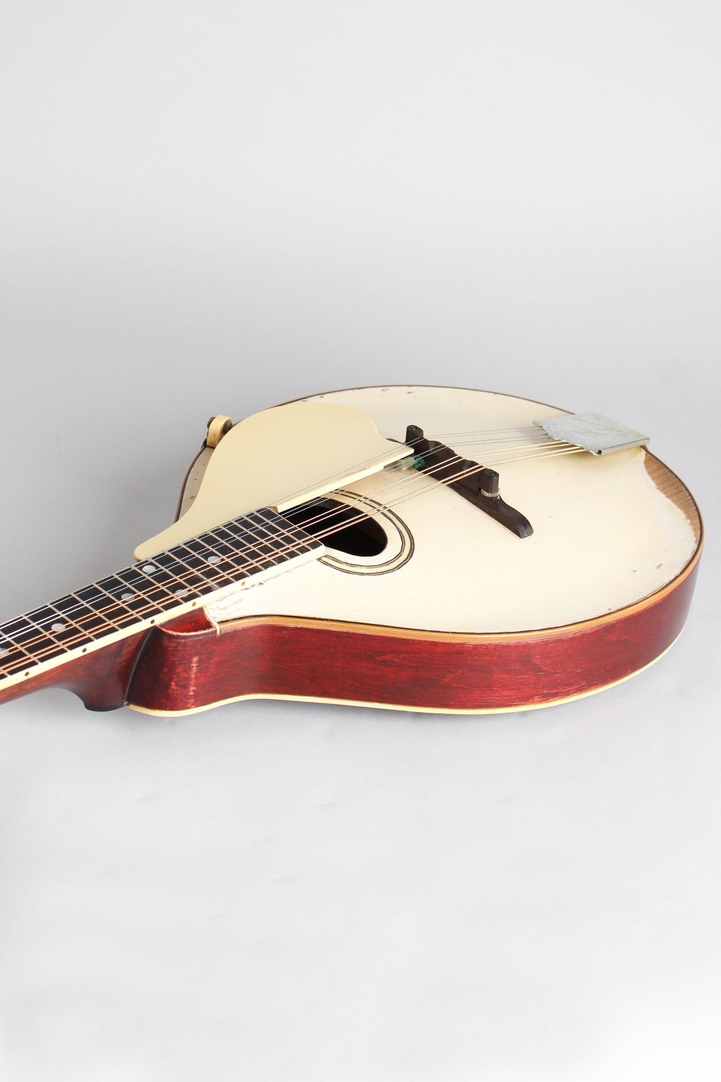 Gibson Style A-3 Carved Top Mandolin (1920)