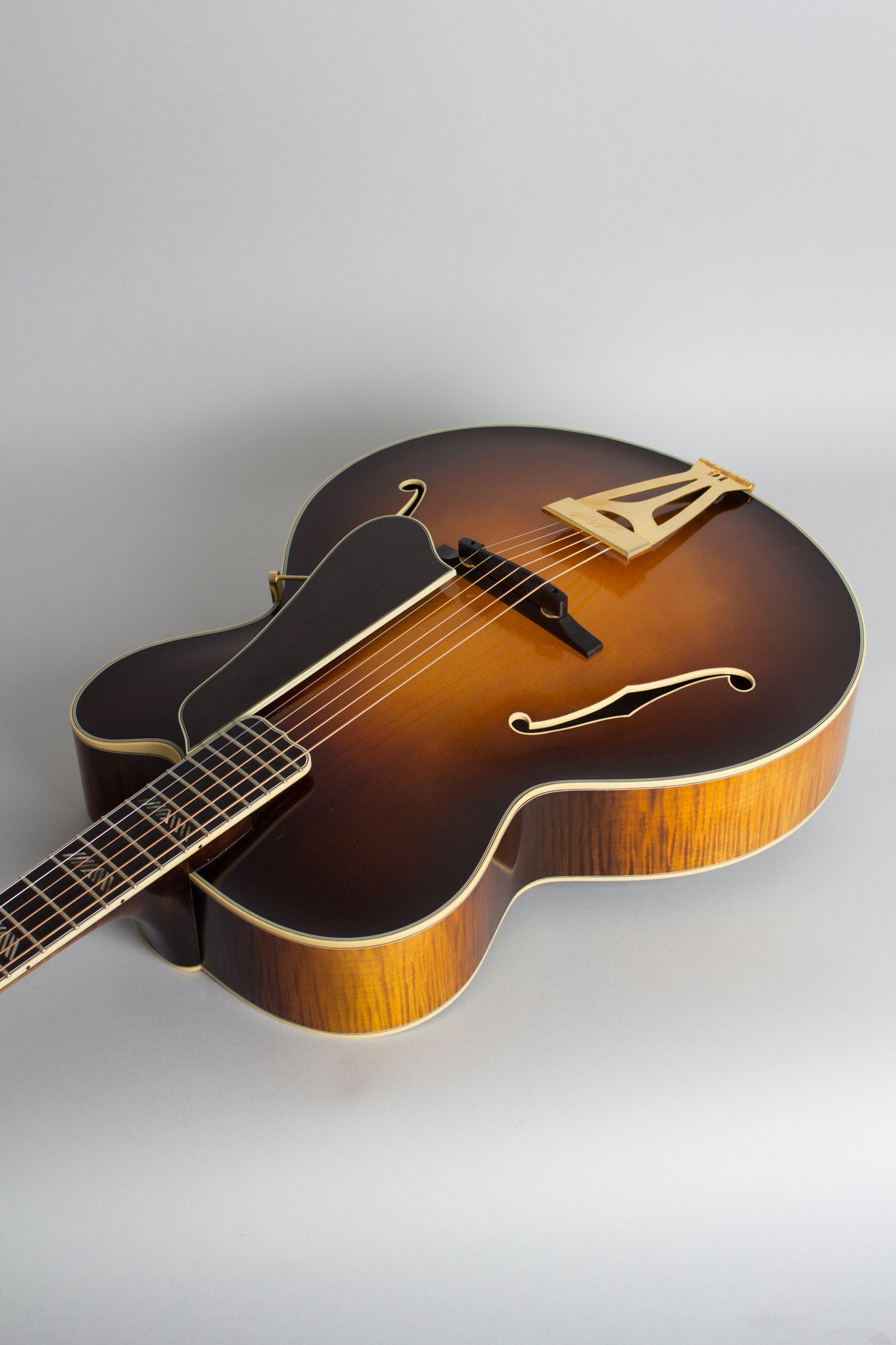 Gilchrist Model 16 Arch Top Acoustic Guitar (1994)