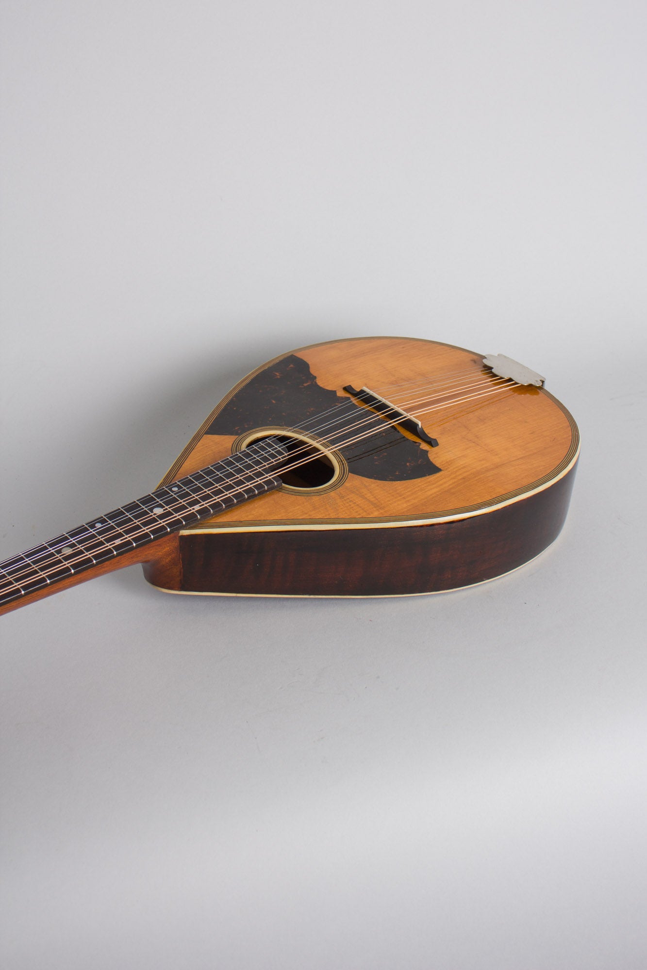 Larson Brothers Maurer Flat Back, Bent Top Mandolin (1917)