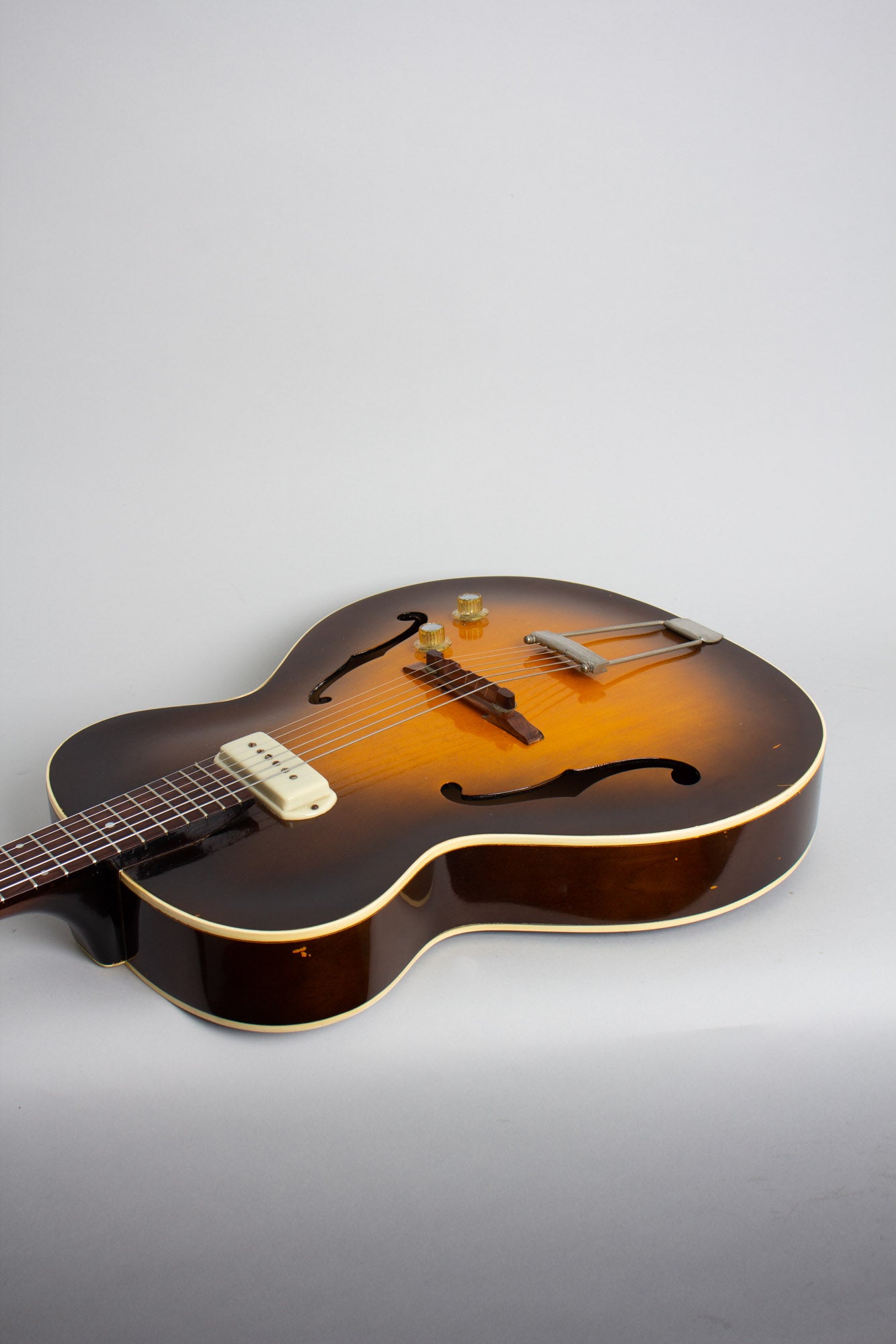Guild X-50 Arch Top Hollow Body Electric Guitar (1959)