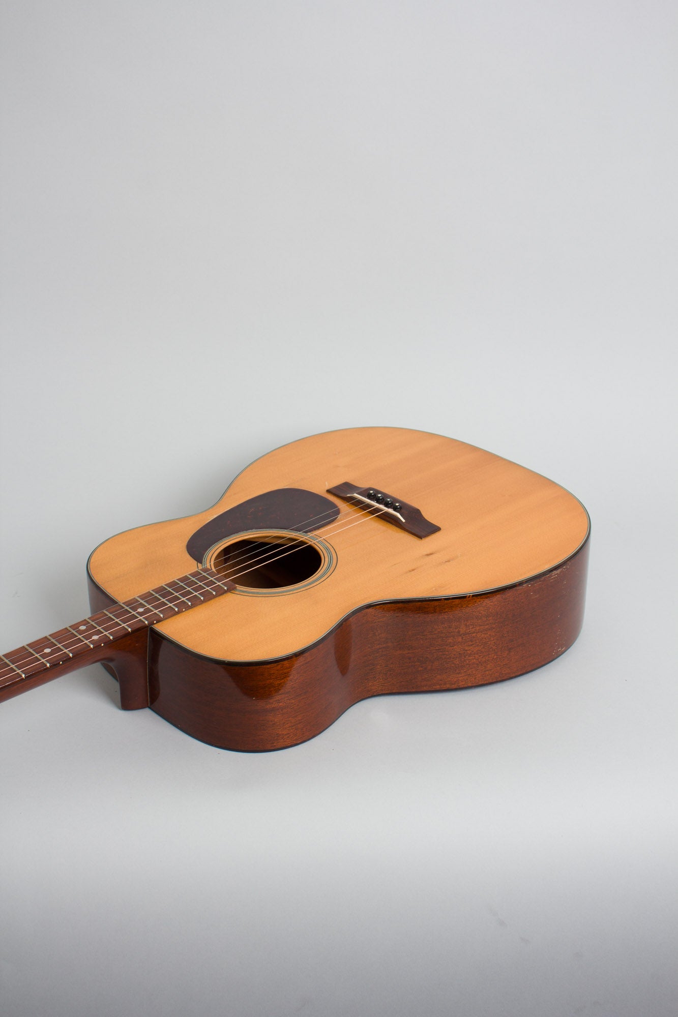 C. F. Martin 0-18T Flat Top Tenor Guitar (1952)