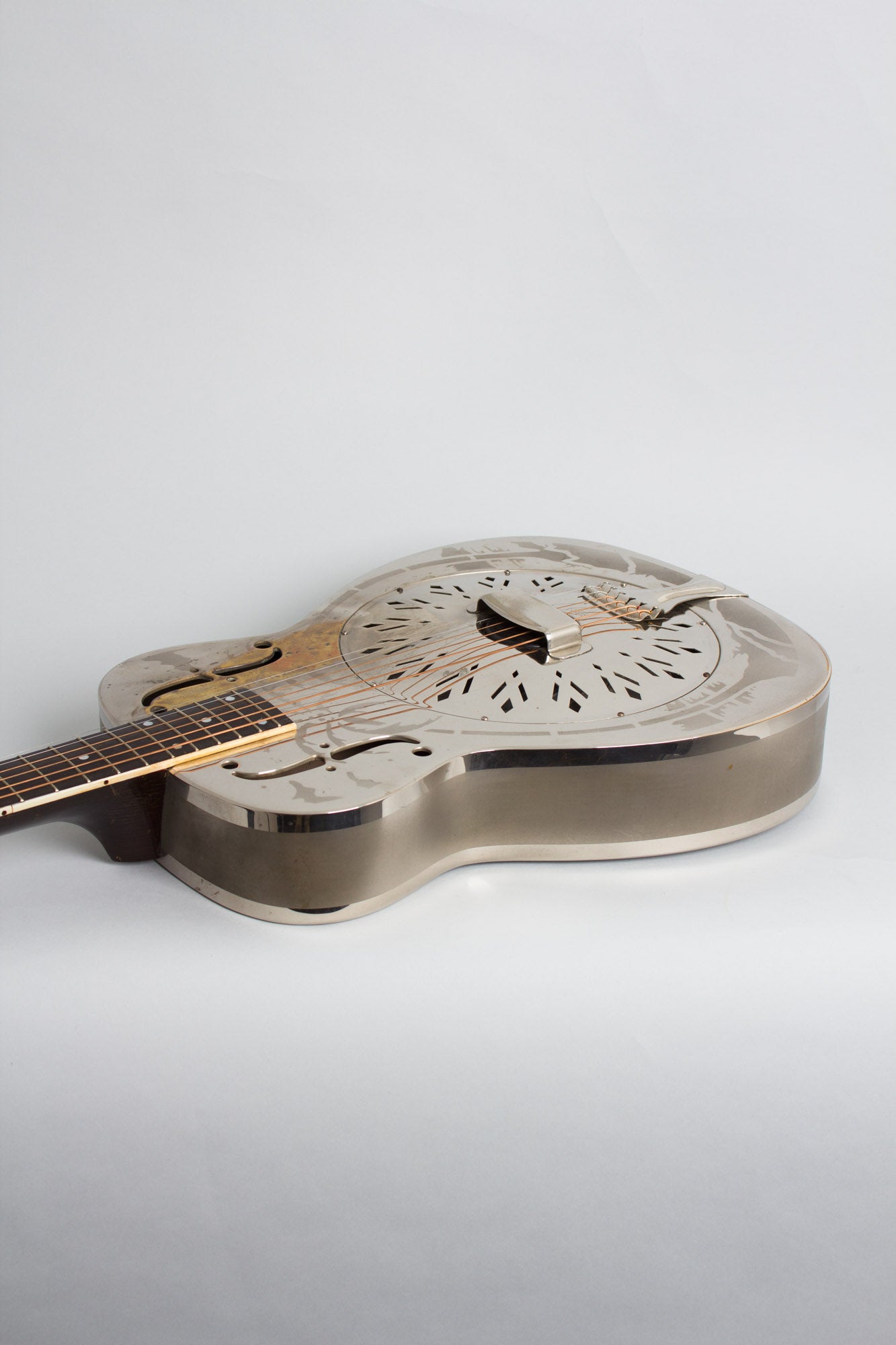 National Style 0 Resophonic Guitar (1937)