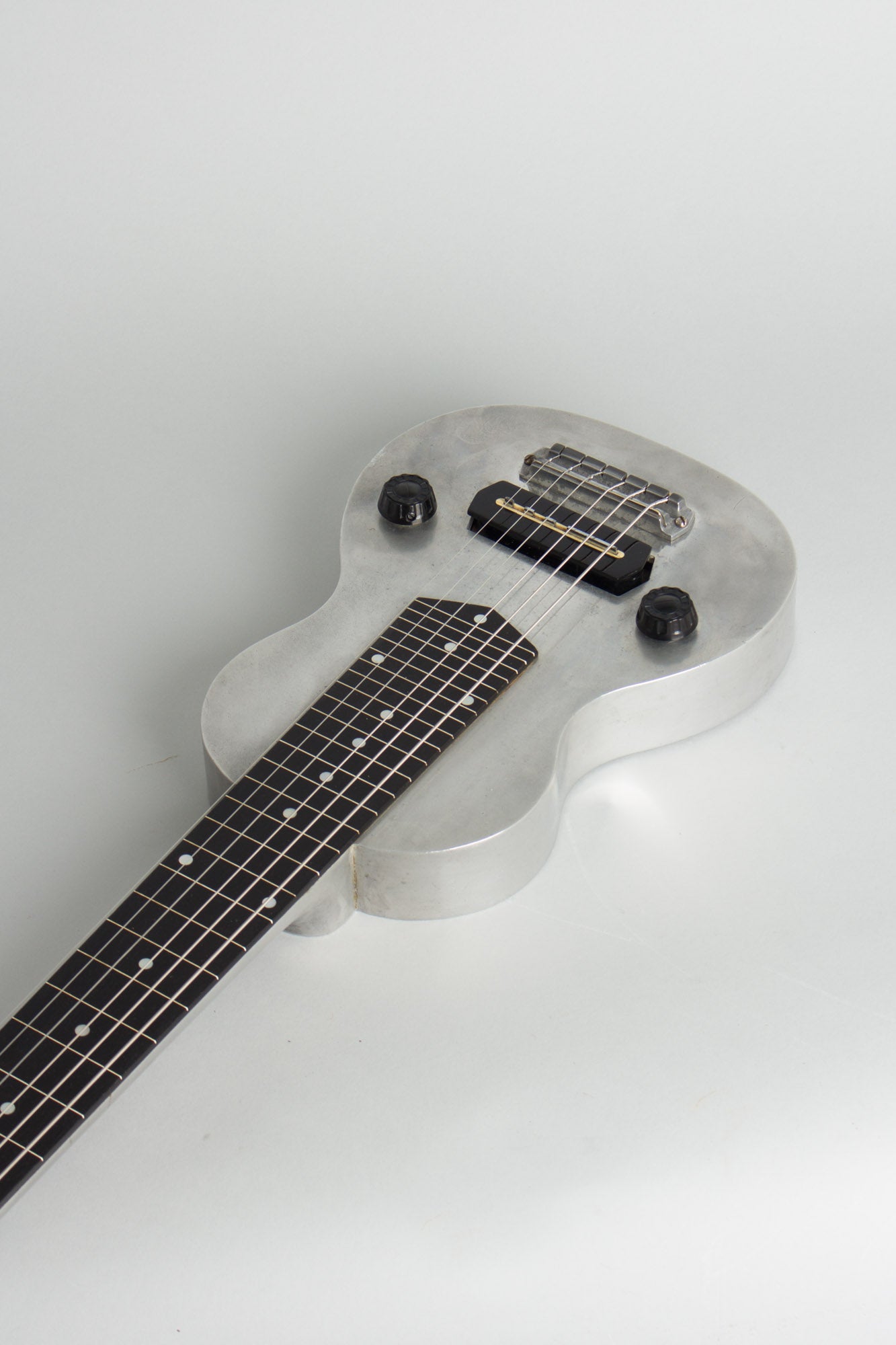 Gibson E-150 Lap Steel Electric Guitar (1935)