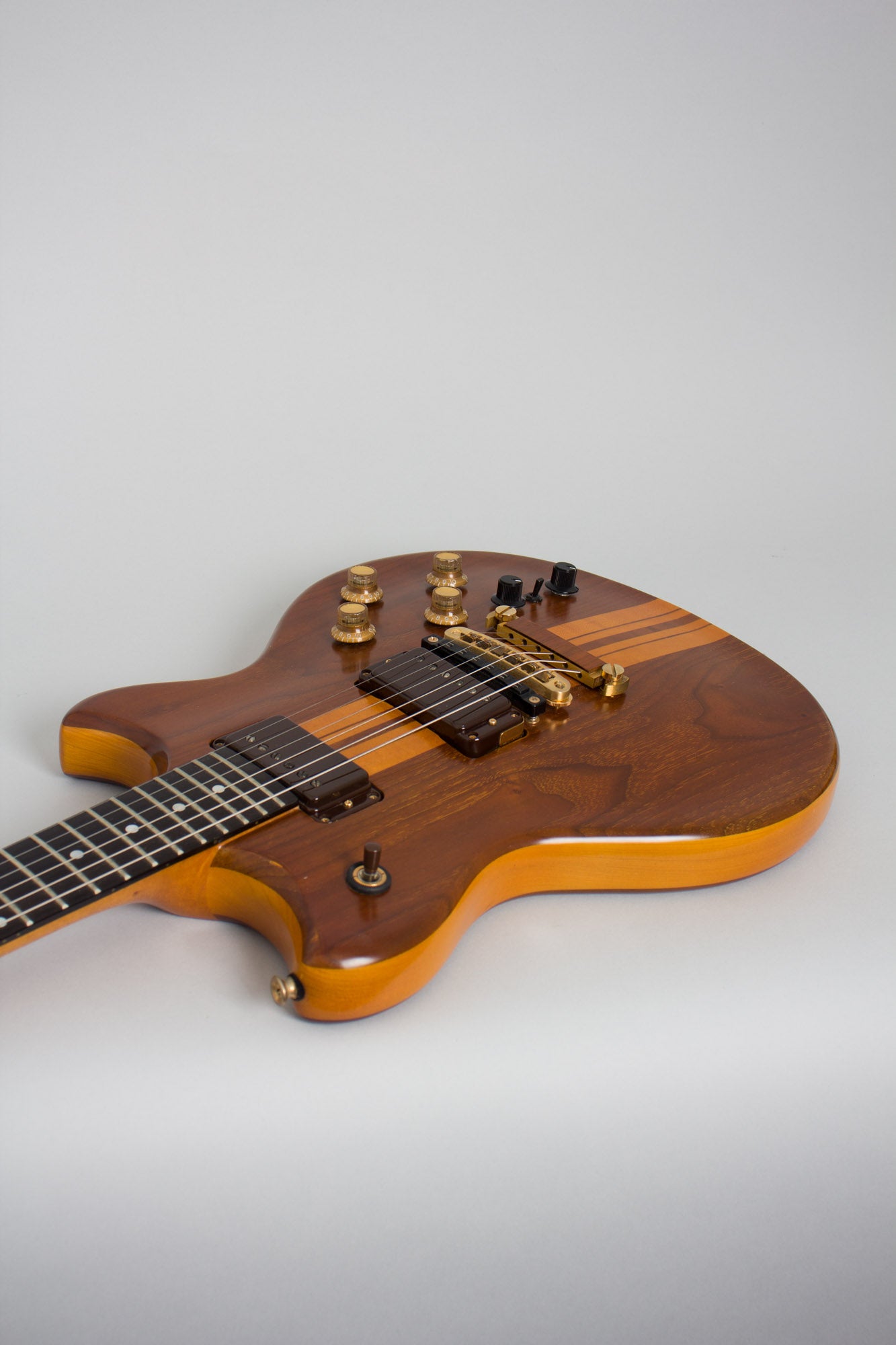 Roland GR-300 Polyphonic Guitar Synthesizer with G-808 Solid Body Electric Guitar (1982)