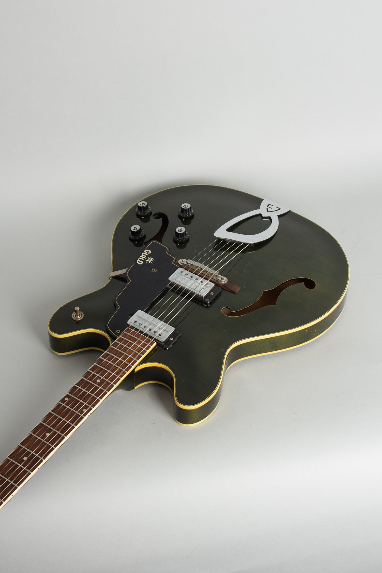 Guild Starfire IV Semi-Hollow Body Electric Guitar (1968)