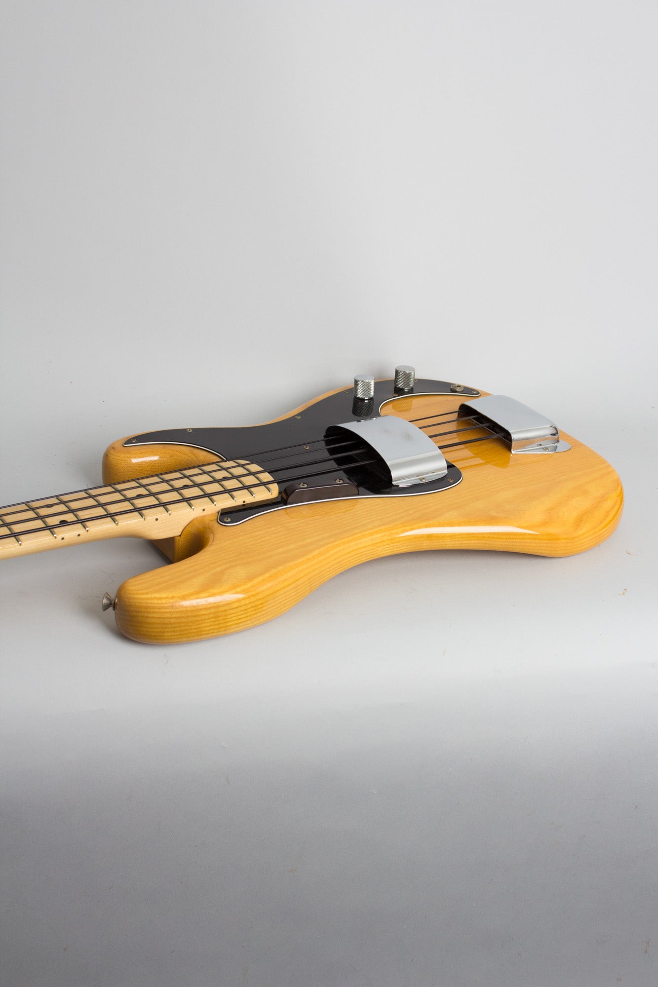 Fender Precision Bass Solid Body Electric Bass Guitar (1977)