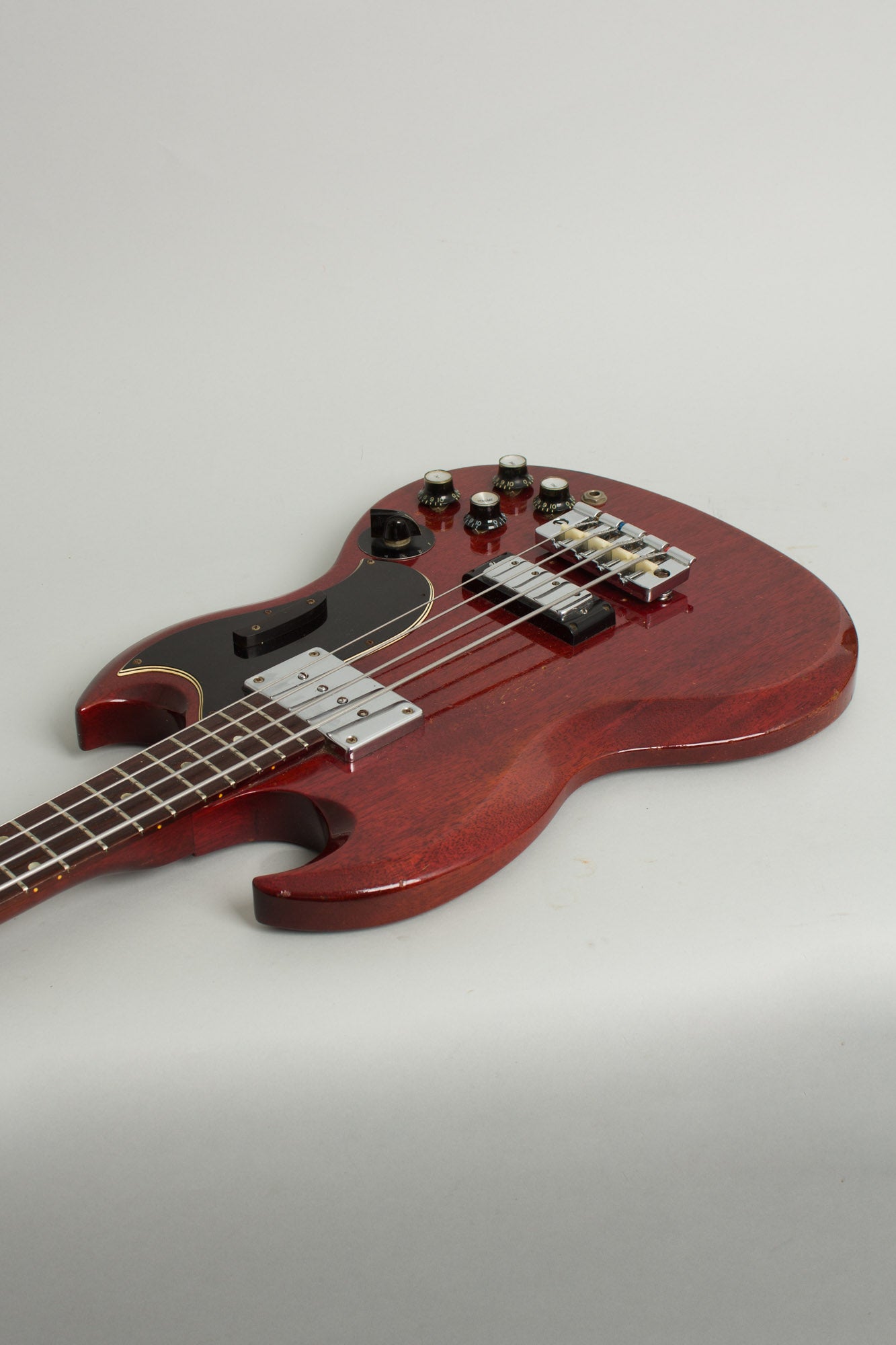 Gibson EB-3 Solid Body Electric Bass Guitar (1968)