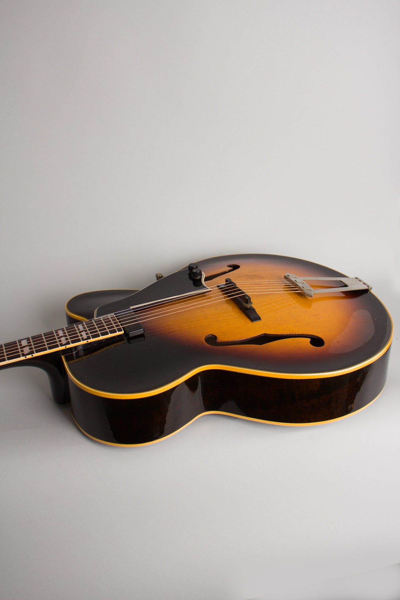 Gibson L-7 P Arch Top Acoustic Guitar (1949)