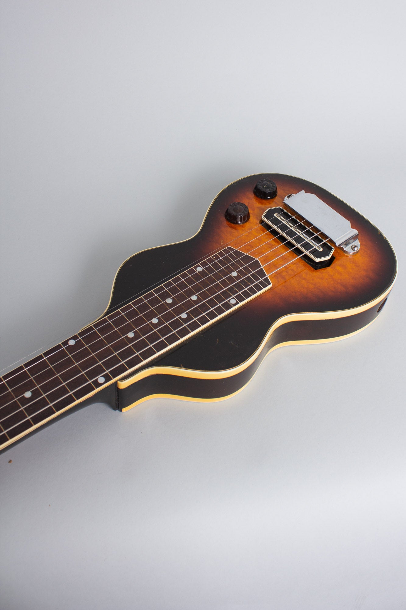 Gibson EH-150 Lap Steel Electric Guitar (1938)
