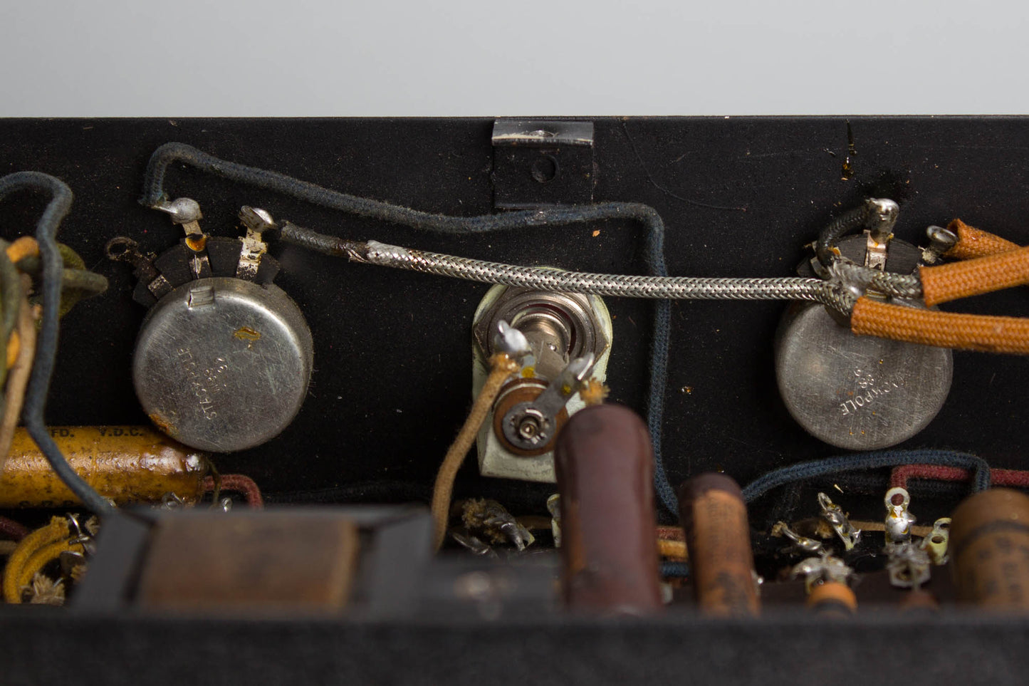 Gibson EH-150 Tube Amplifier (1939)