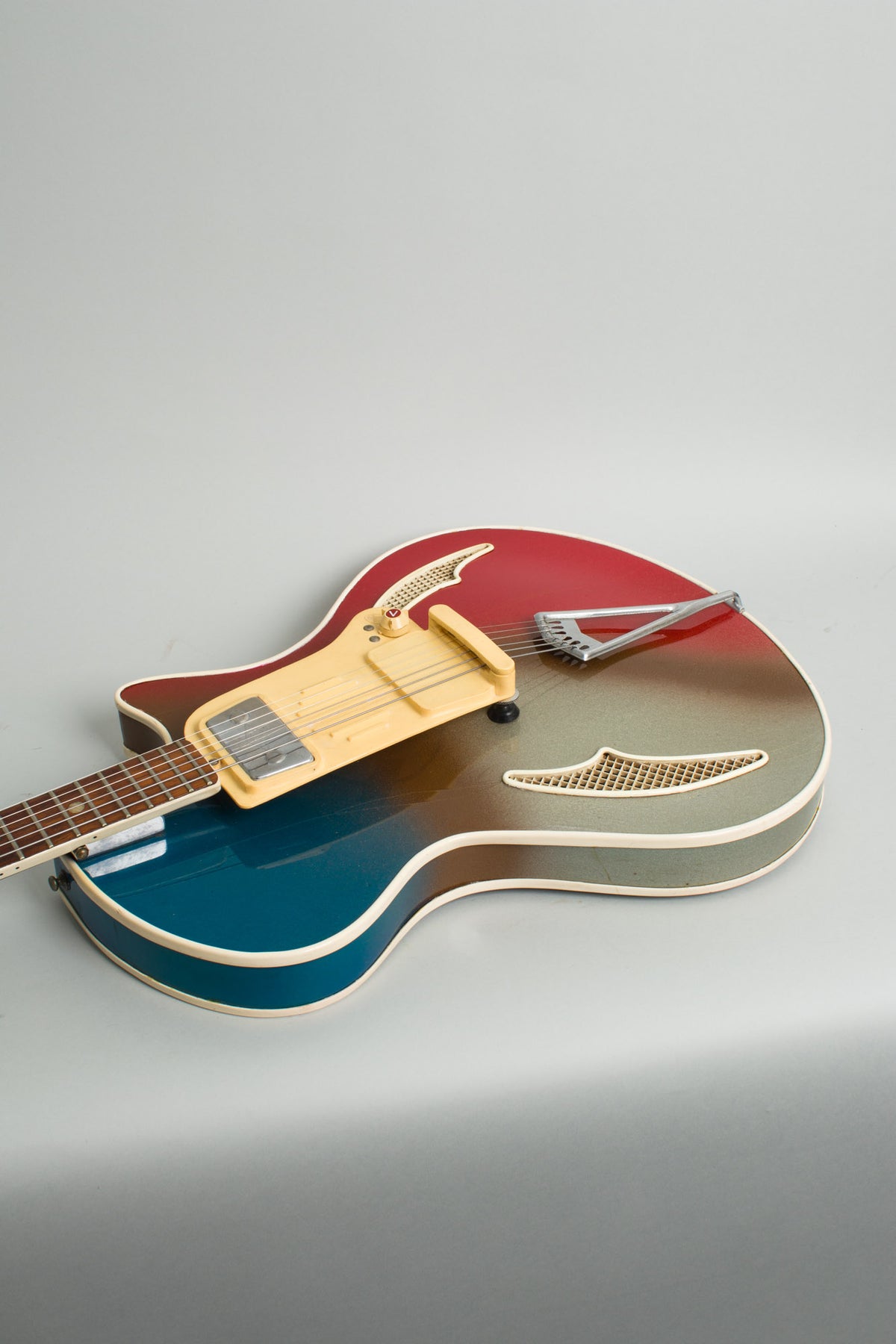 Wandre Blue Jeans/Teen Ager Model 900 Semi-Hollow Body Electric Guitar (1960)