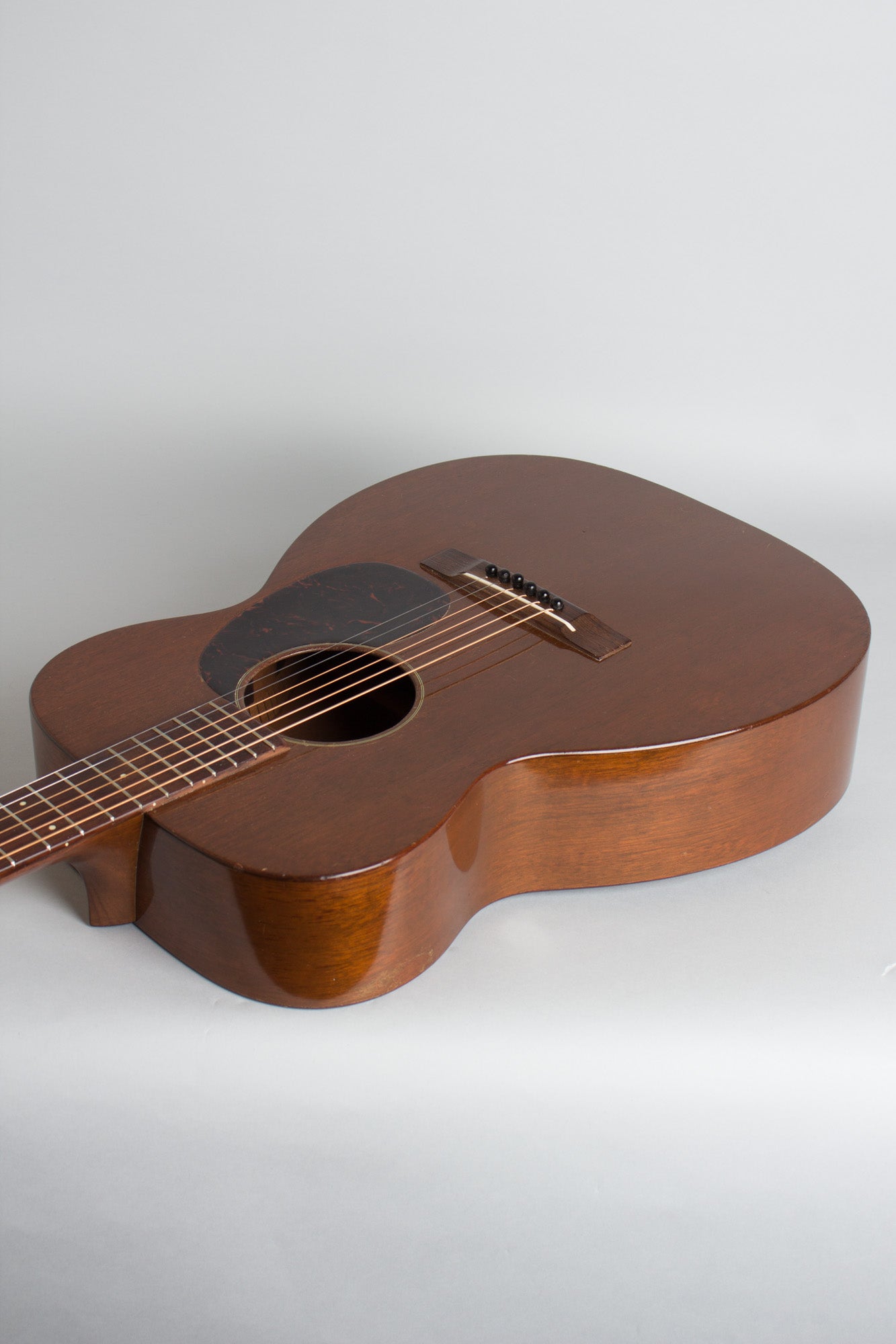 C. F. Martin 00-17 Flat Top Acoustic Guitar (1940)