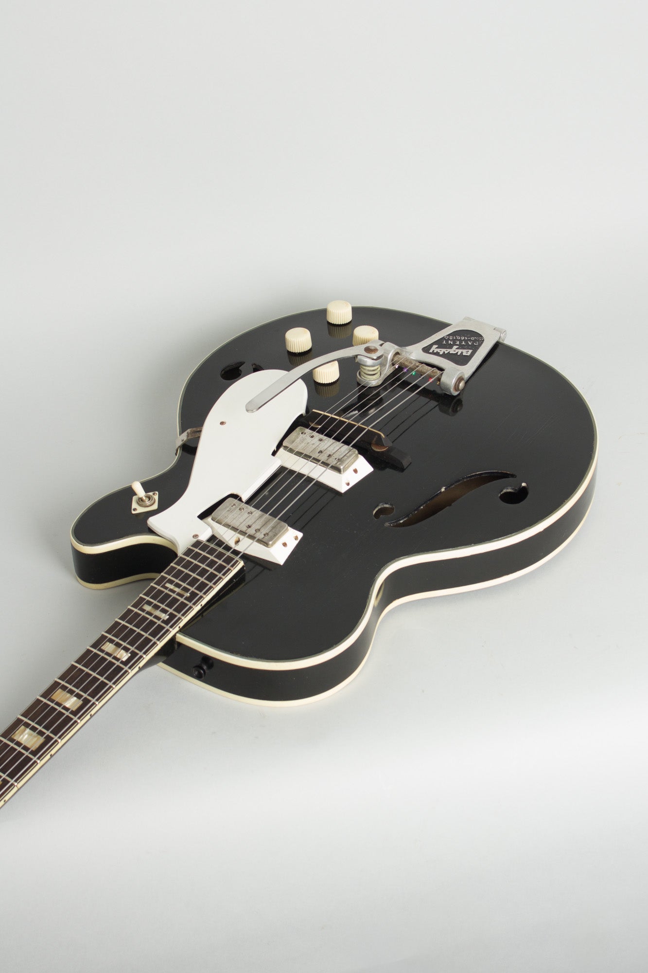 Harmony Silvertone Model 1446L Thinline Hollow Body Electric Guitar (1960s)