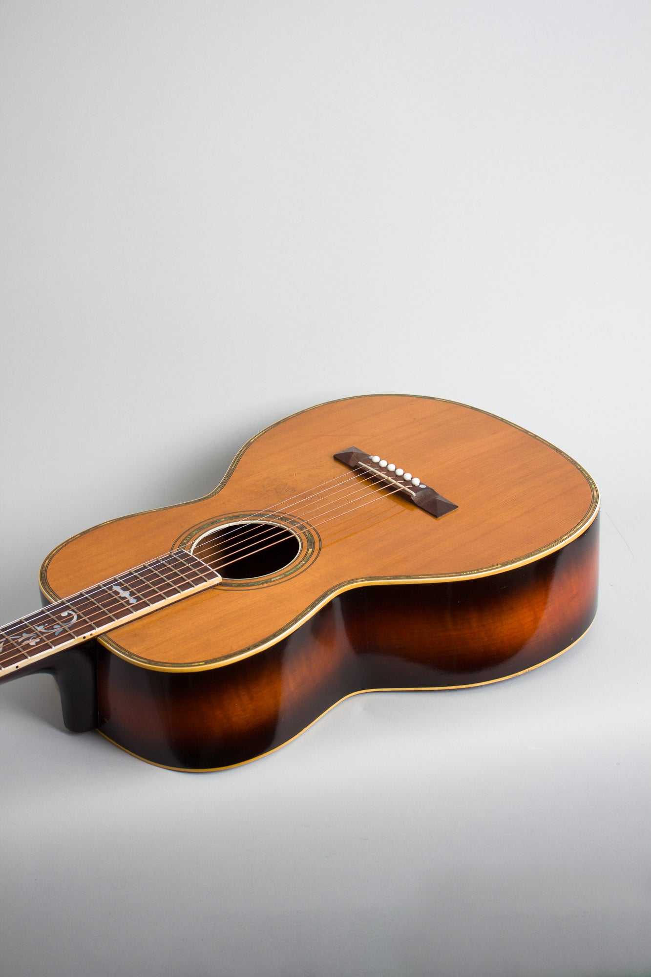 Oahu Deluxe Jumbo Style 68 Flat Top Acoustic Guitar (1934)