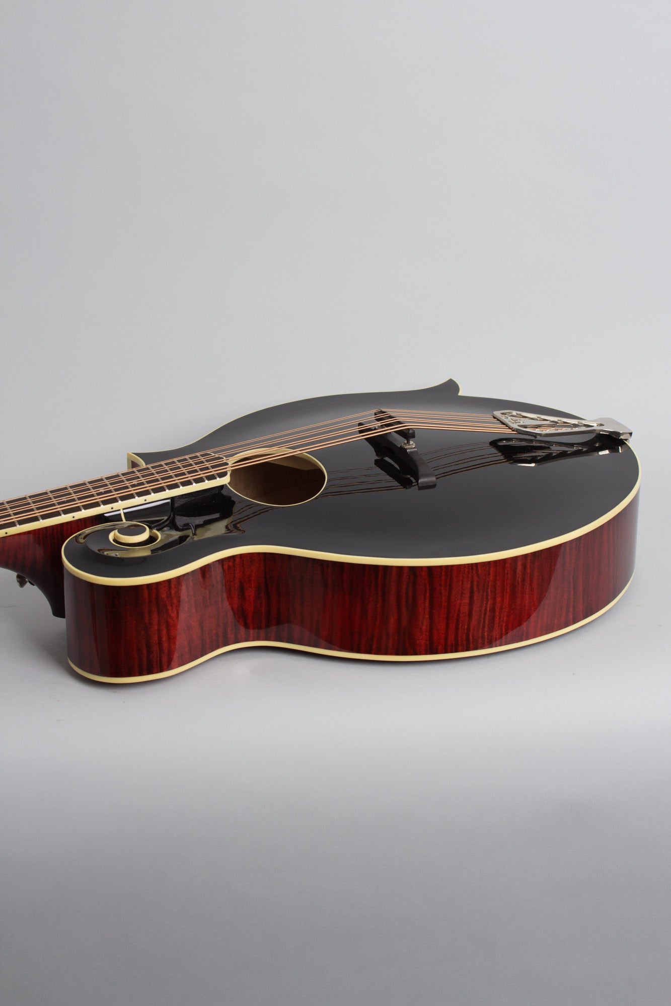 Weber Carved Top Mandocello (2016)