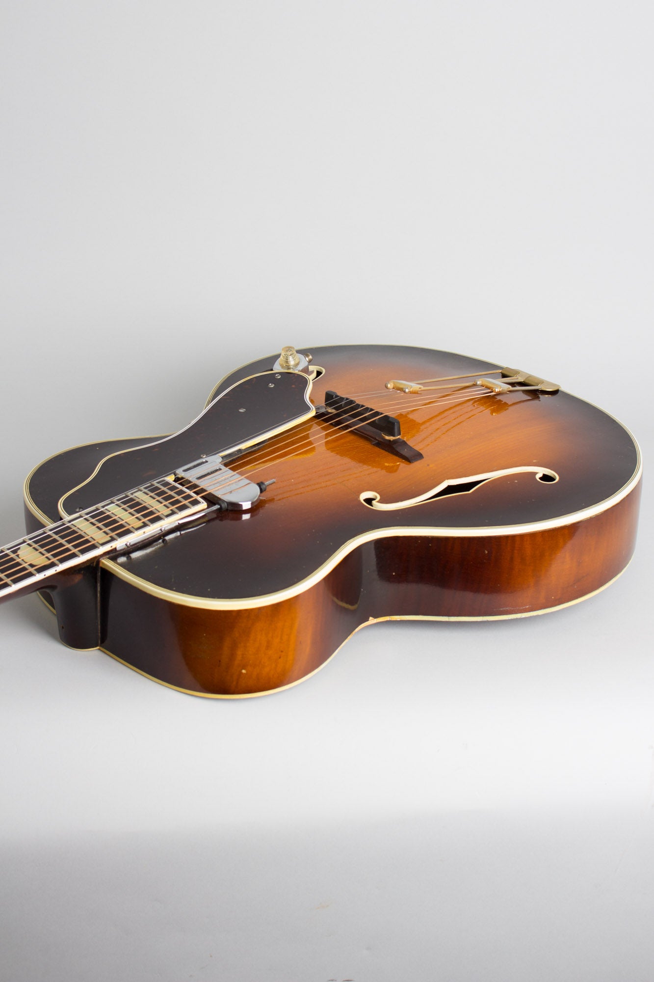 Epiphone DeLuxe Arch Top Acoustic Guitar (1938)