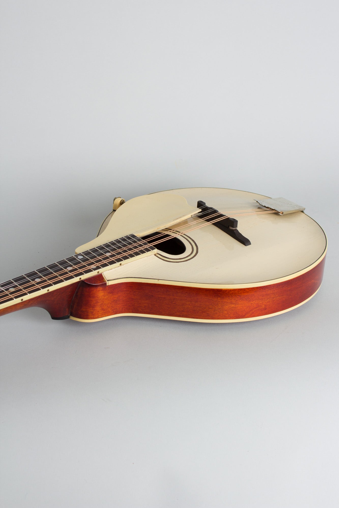 Gibson Style A-3 Carved Top Mandolin (1919)